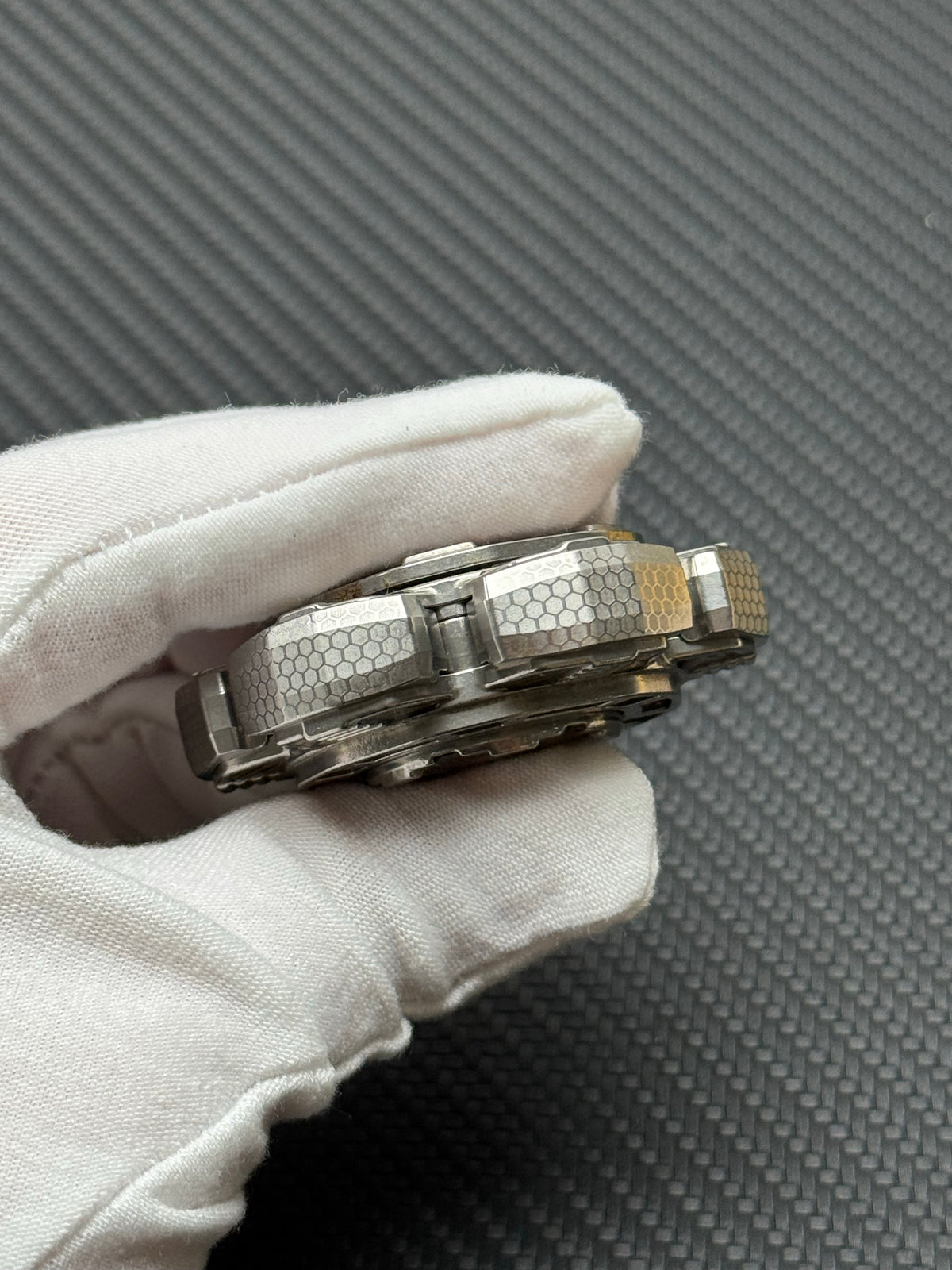 Detonator Bearing Cap Superconductor Engraved