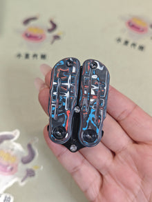 Aquaking Carbon Damascus
