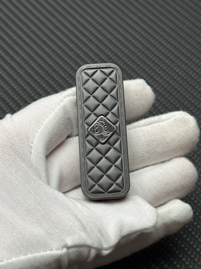 Feng Ling Zirconium