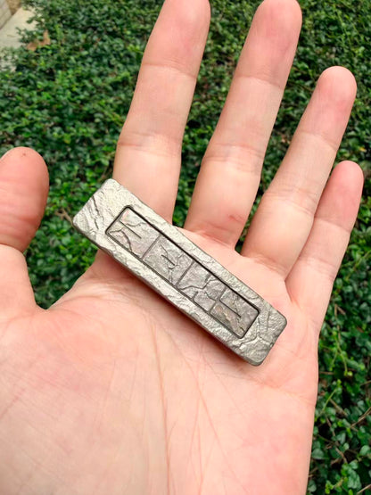 Choc Titanium Stone Textured Engraved