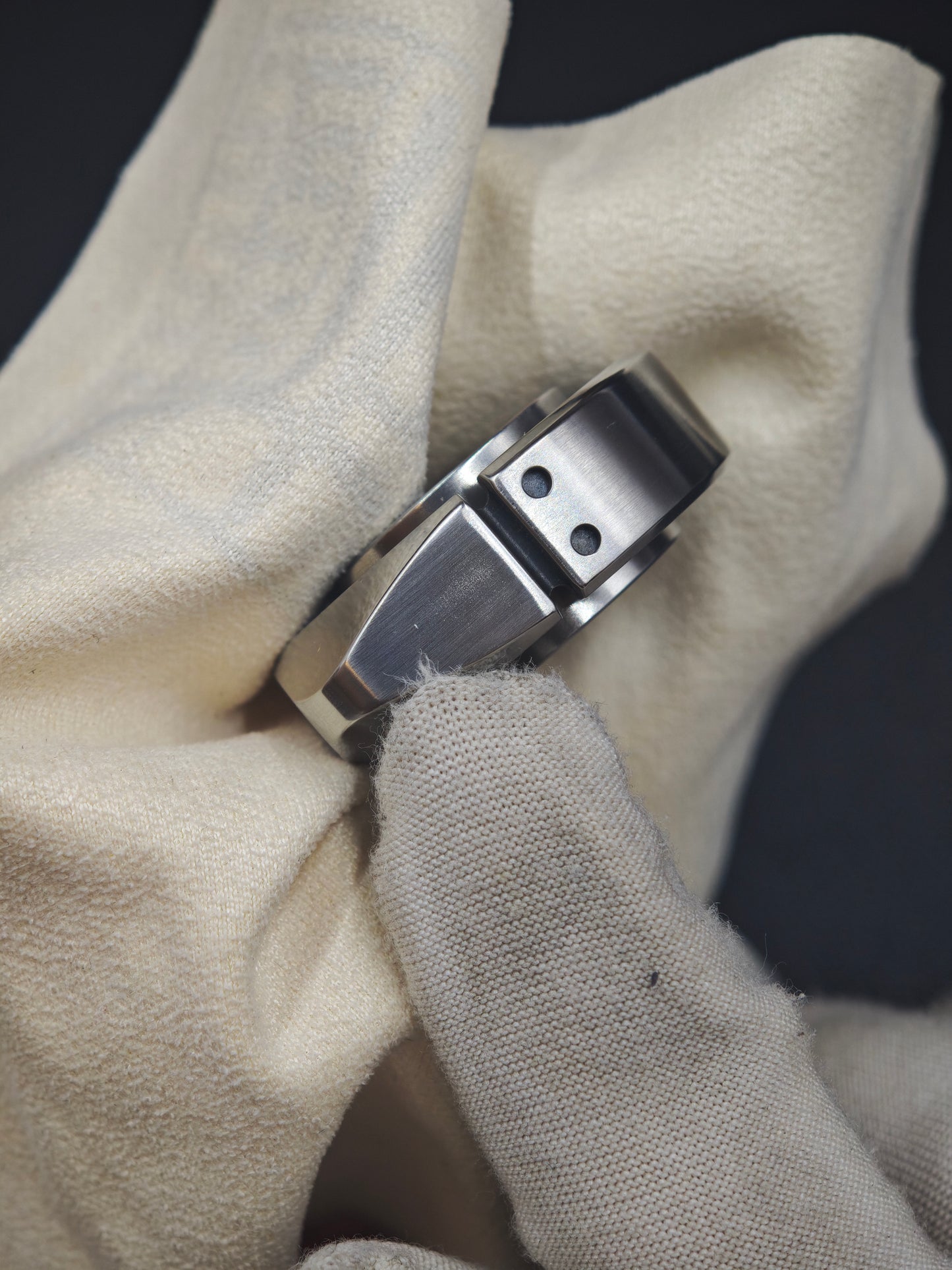 BIT 04 Stainless Steel