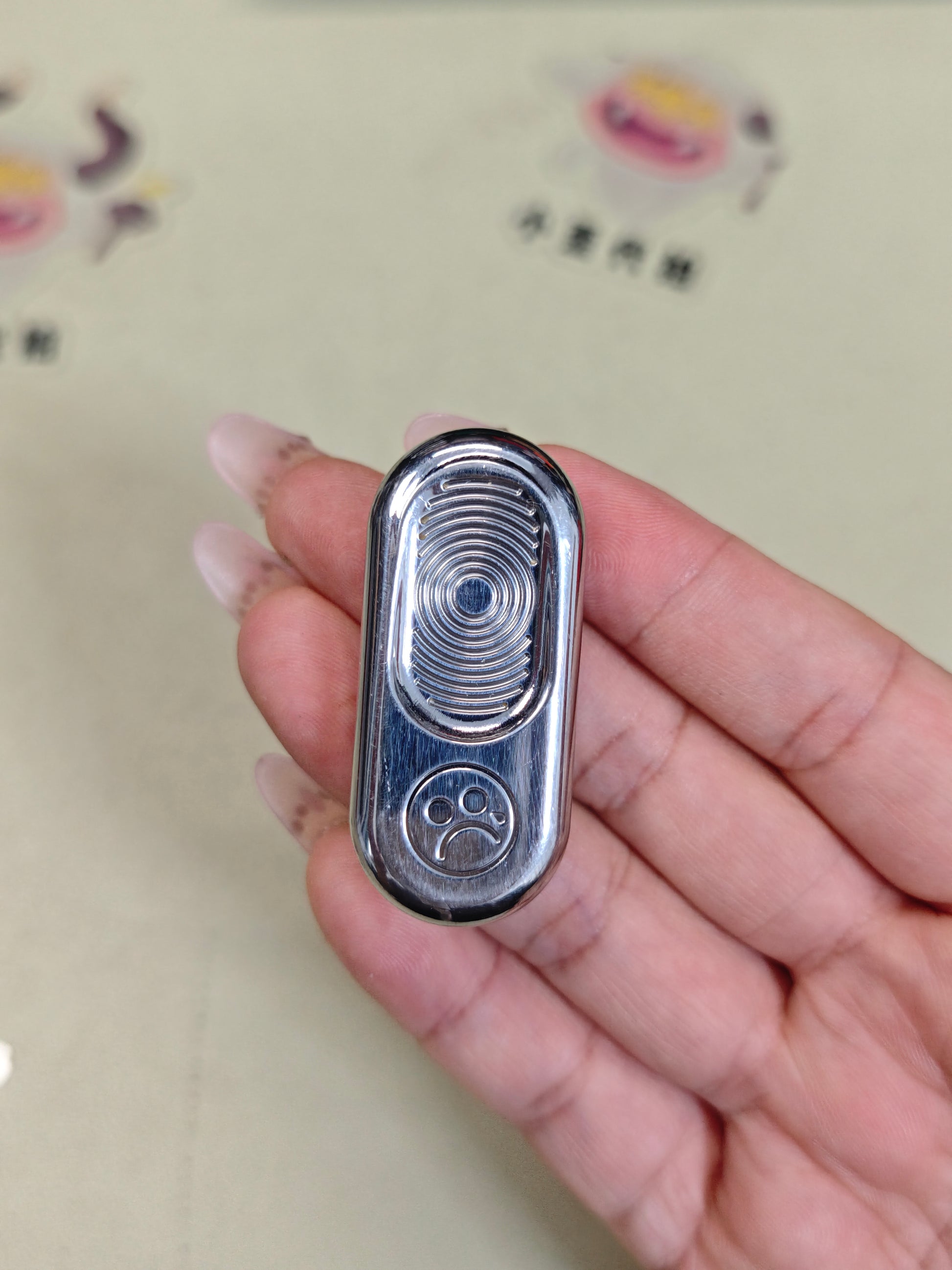 Top B Fingerprint Stainless Steel