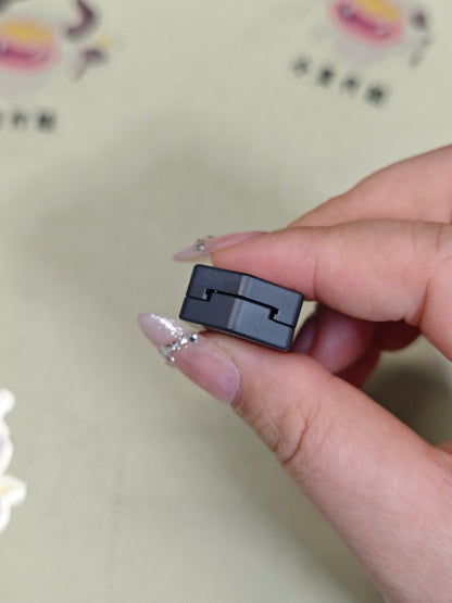 Plane Zirconium