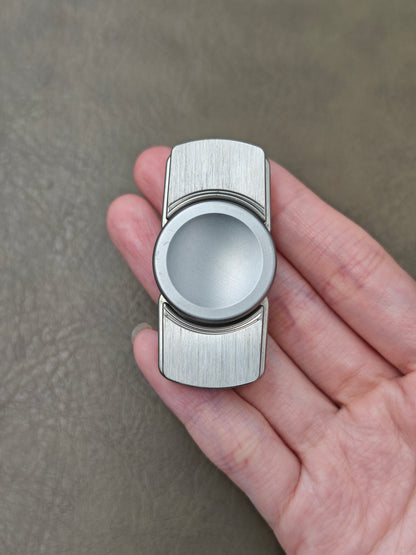 Moon M2 Titanium