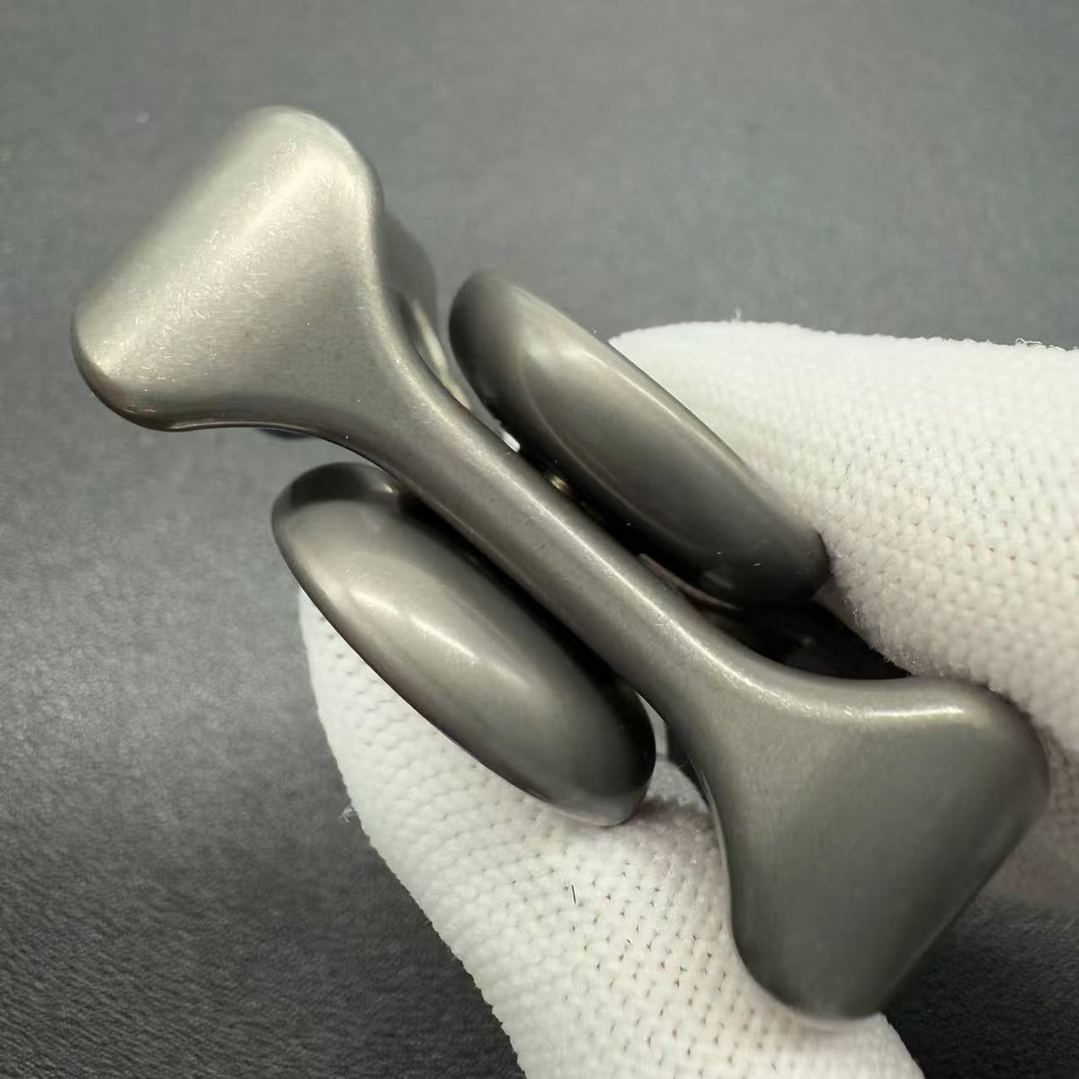 Two-Leaf Horizon Mega Titanium Stonewashed
