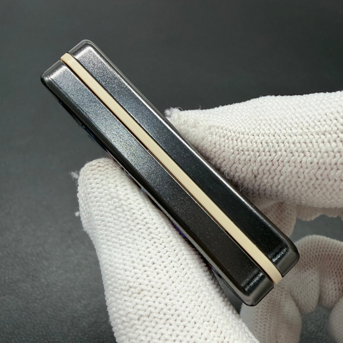 Snake Zirconium