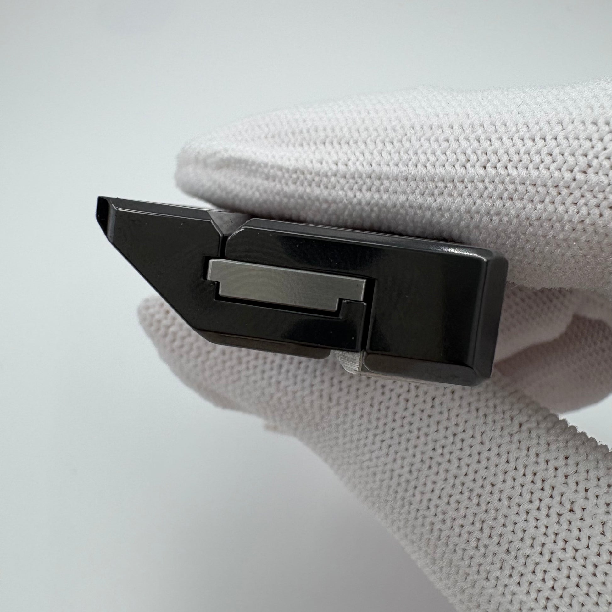 Quirky Ruler Zirconium
