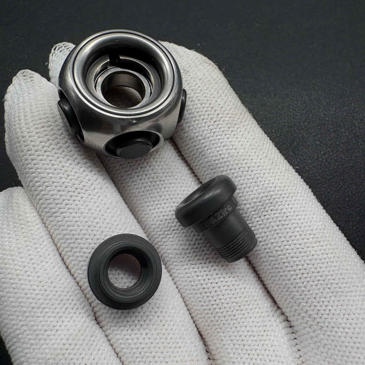 Noiz Stainless Steel