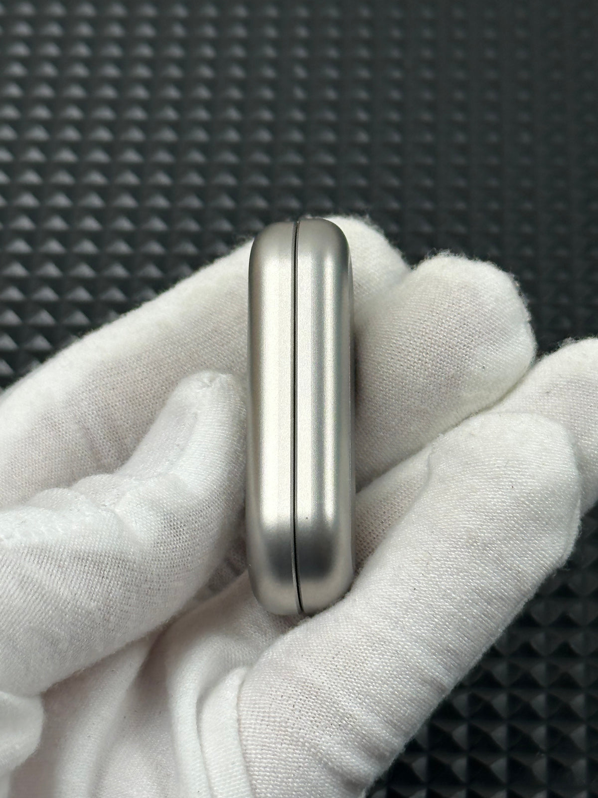 Floating Cloud Stainless Steel