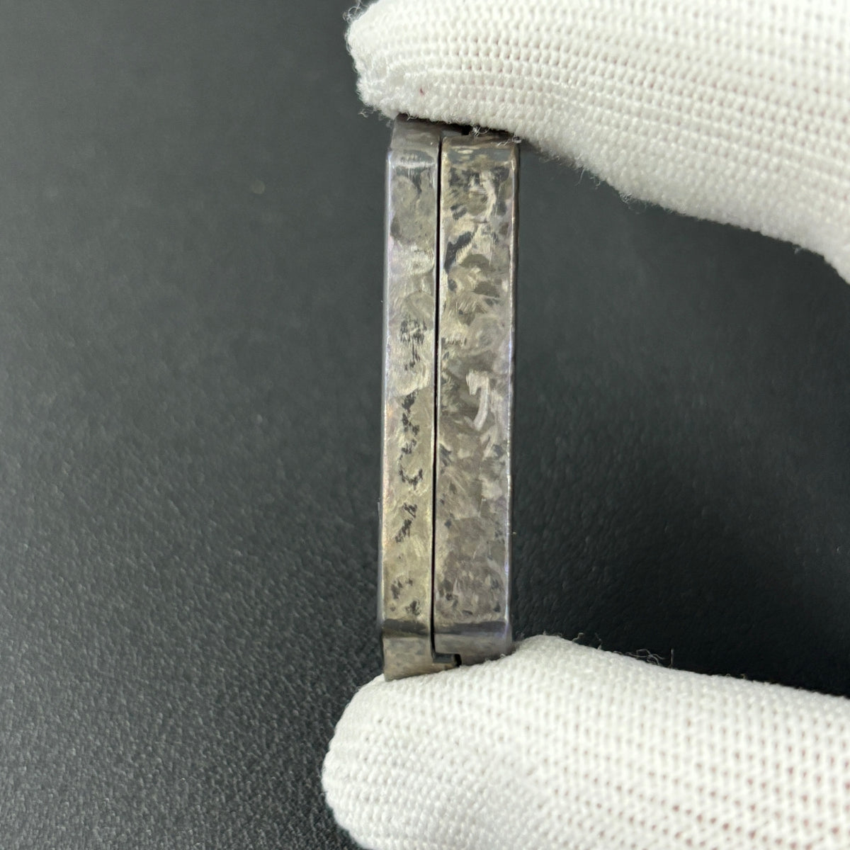 Plane Crystallized Zirconium Color-Anodized