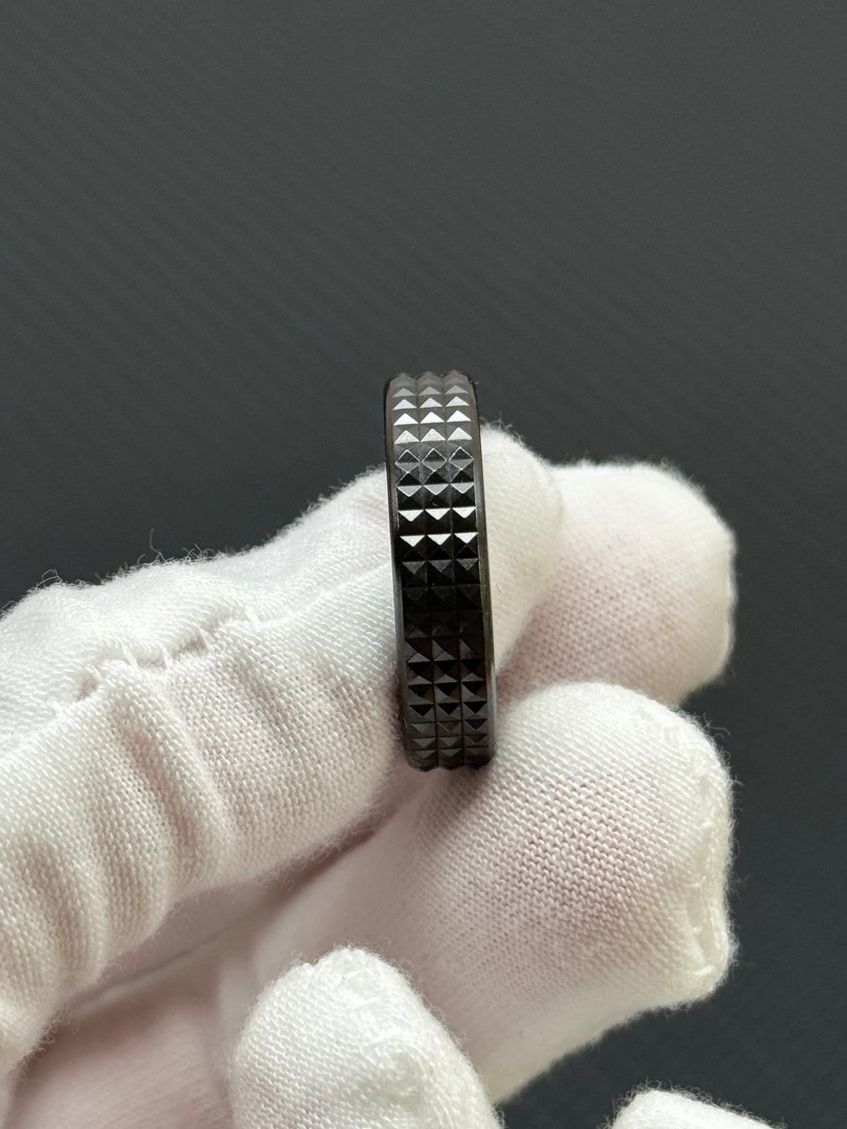 Pig Ratchet Zirconium