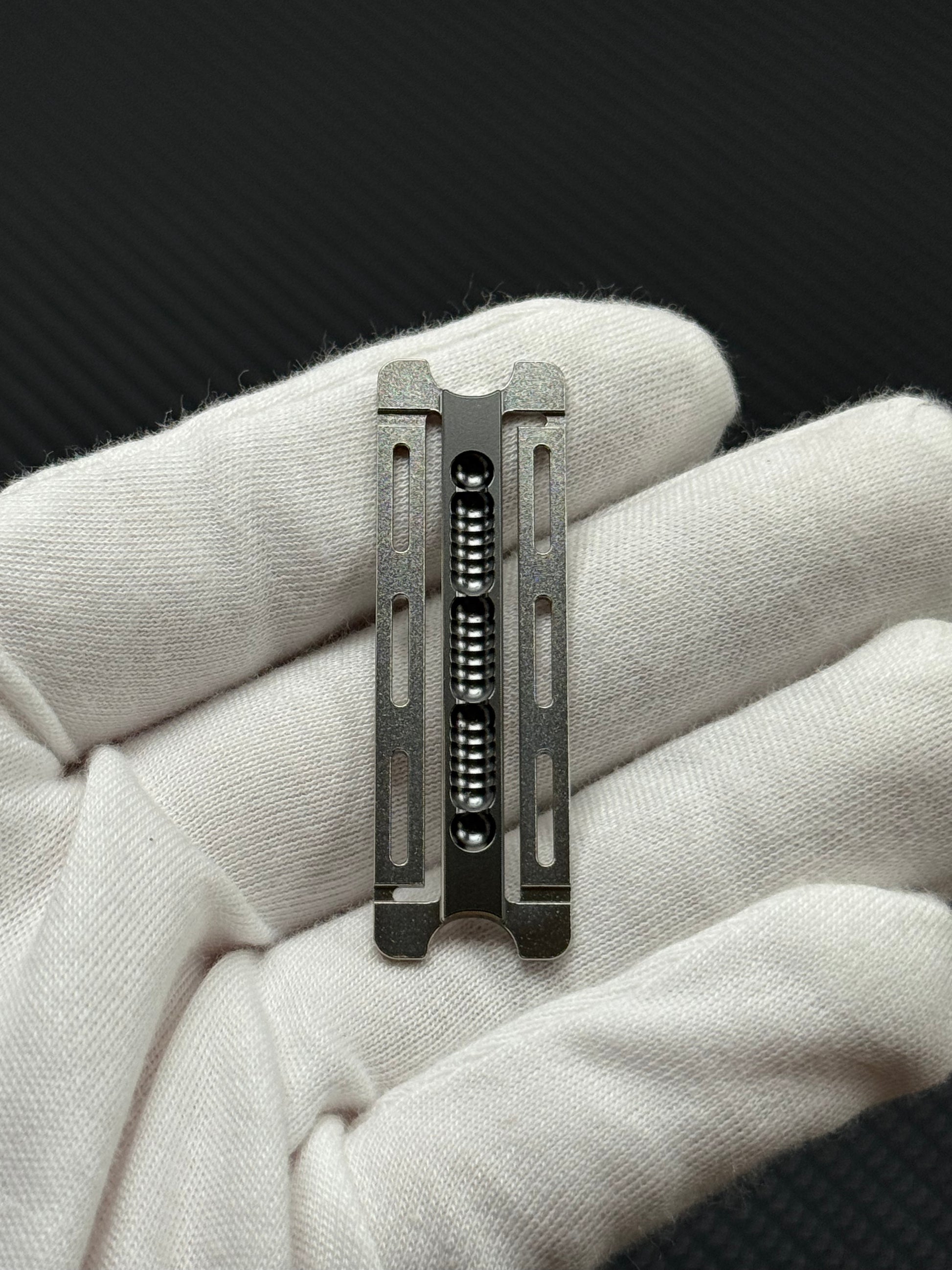 Feng Ling Zirconium Stonewashed Polished
