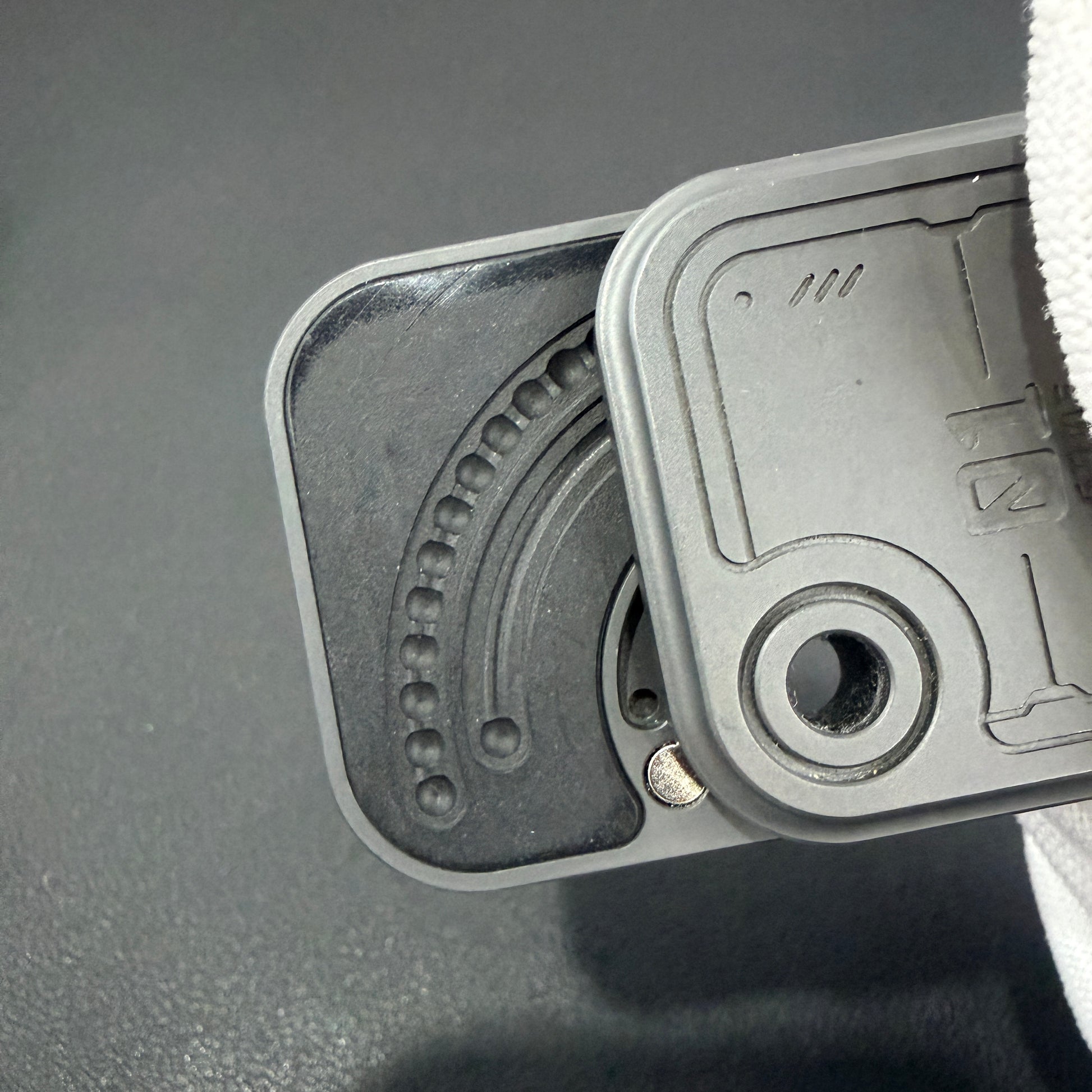 MAZE BLOCK Zirconium Stainless Steel