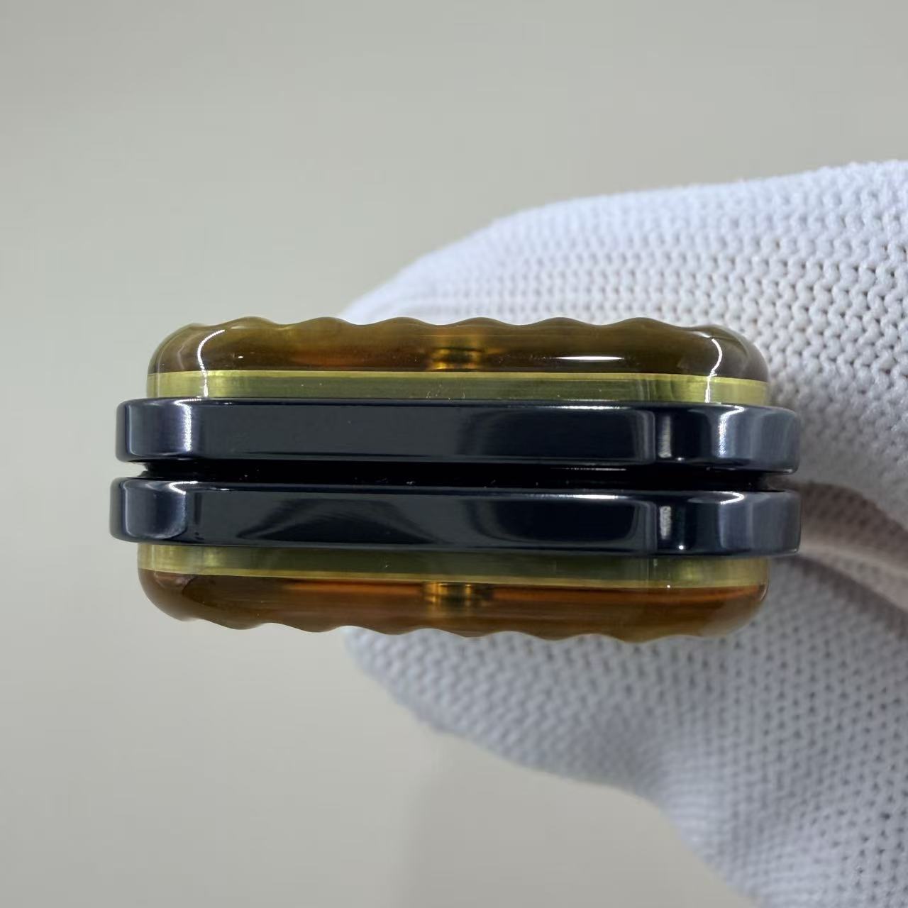 Travel r PEI Zirconium
