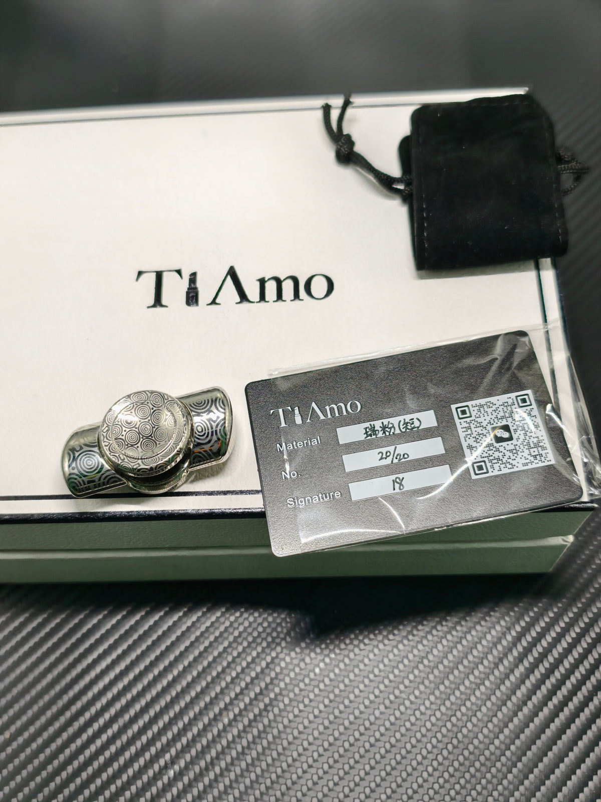 Lipstick Damasteel