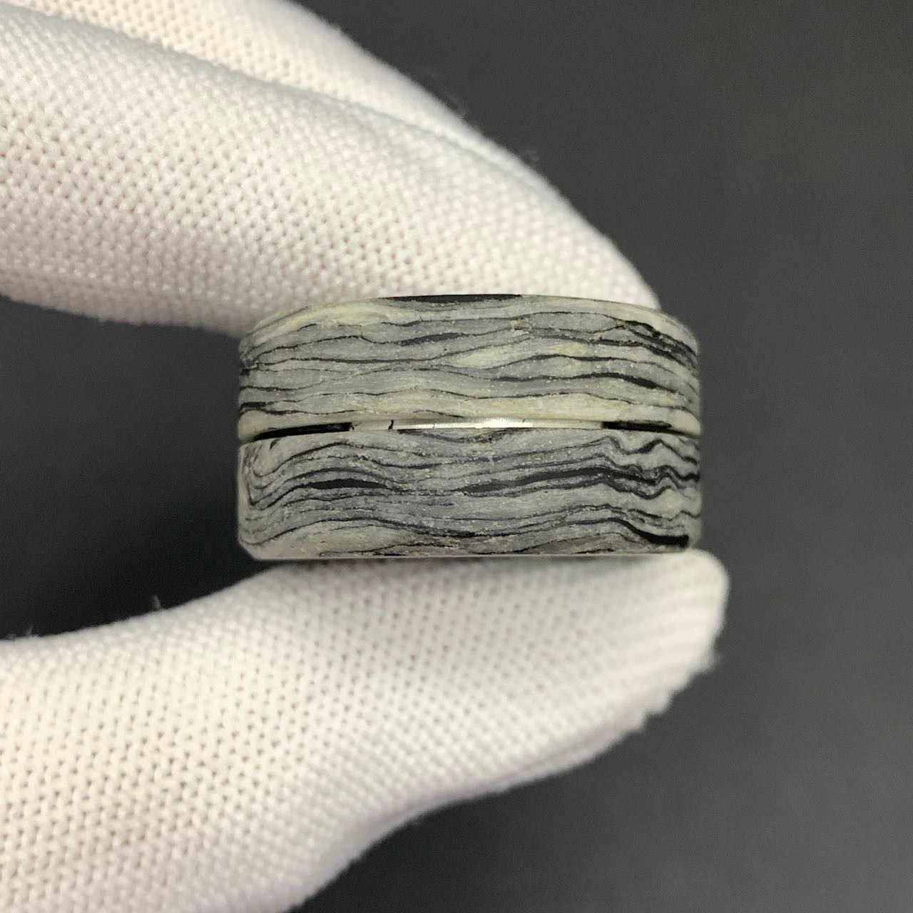 F2 Carbon Damascus