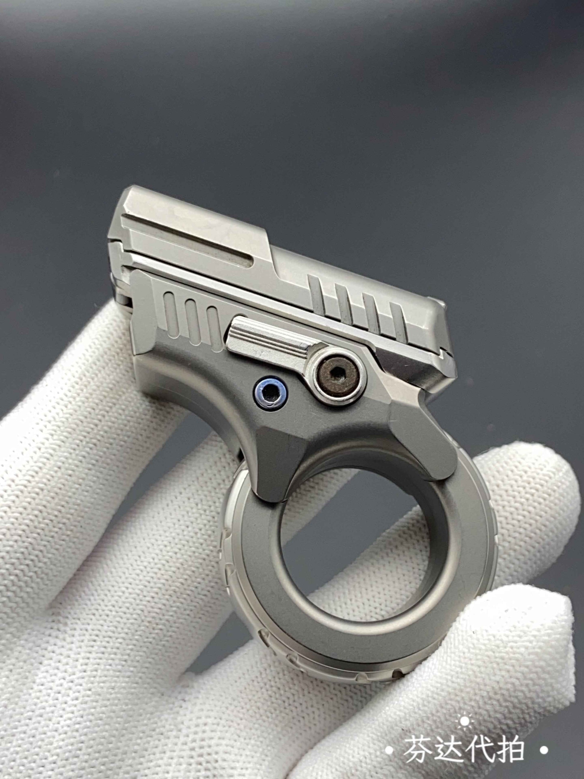 Zoom Stainless Steel Titanium