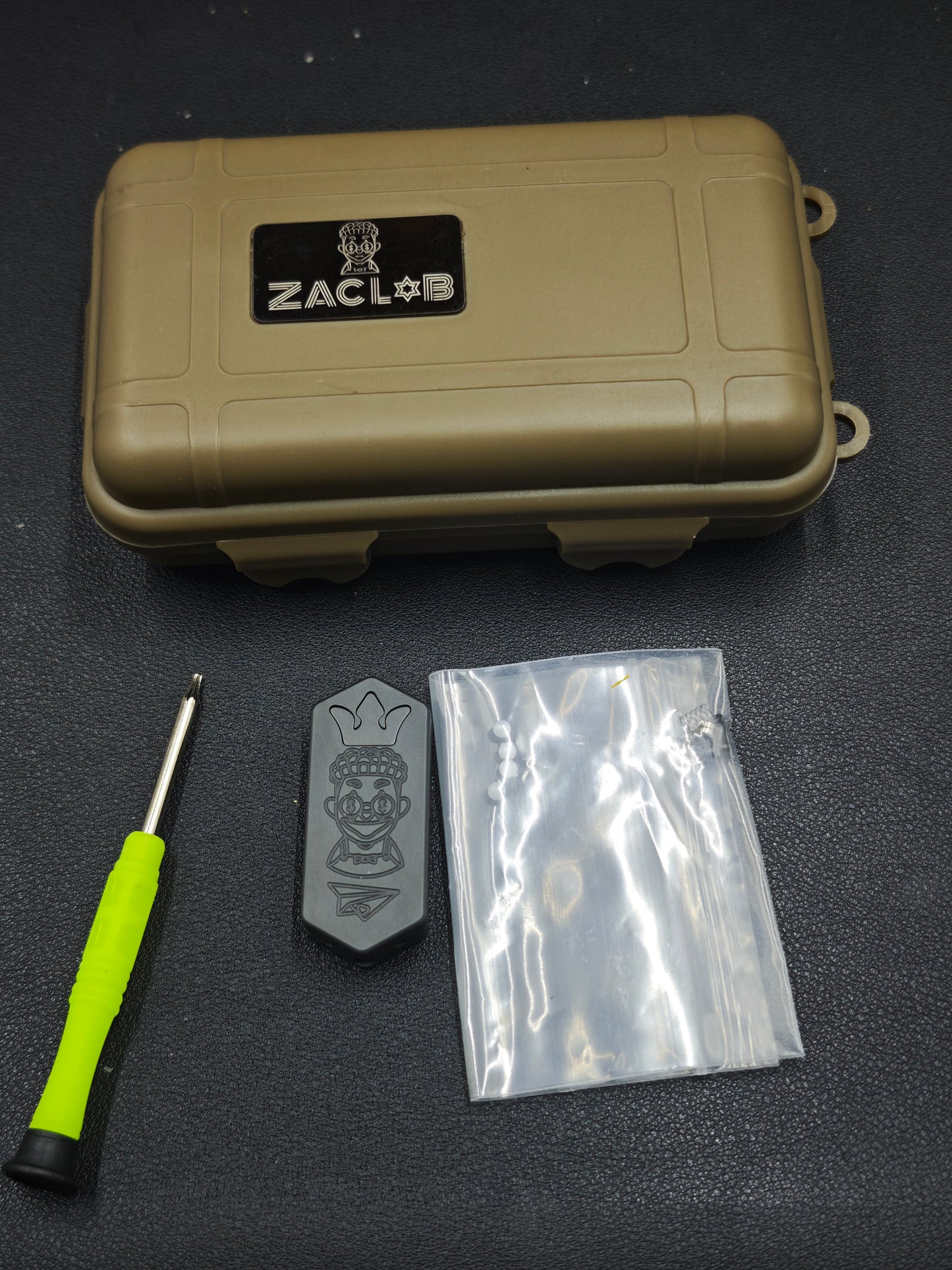 Plane Zirconium