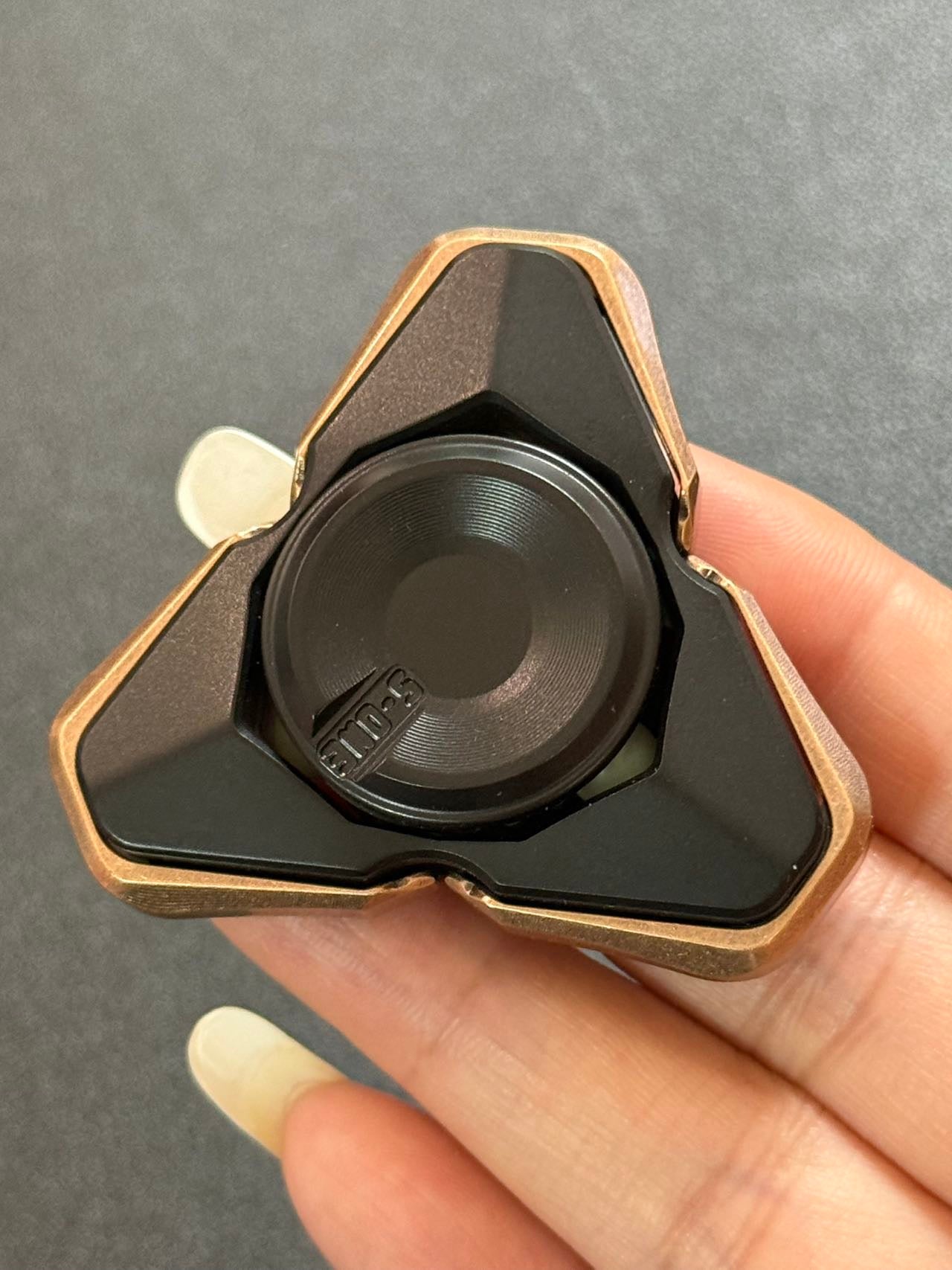 S-ONE SUAN Q qs Titanium