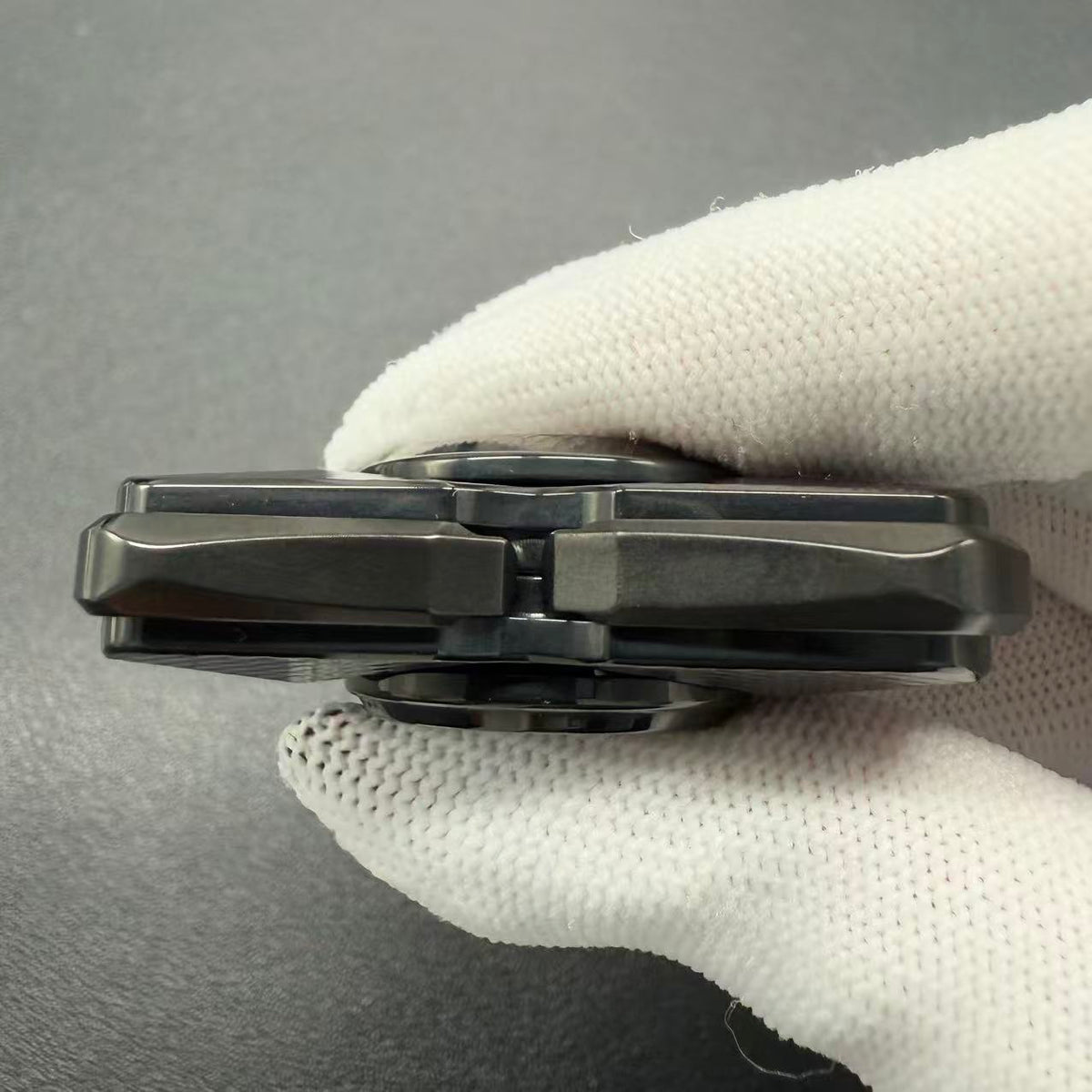 Qs Titanium