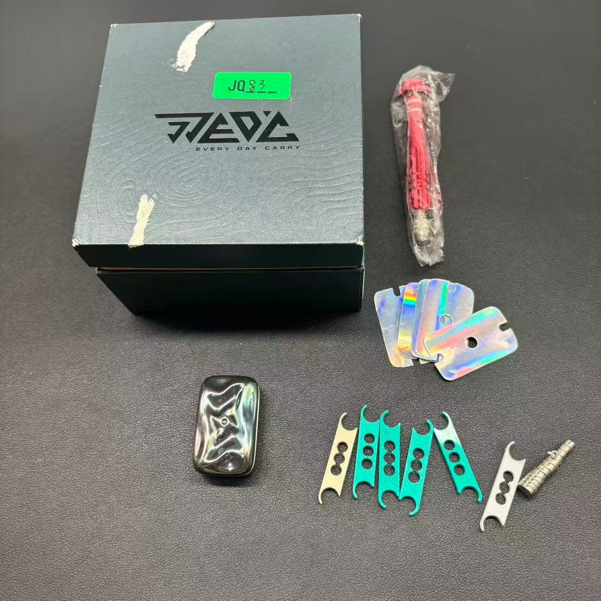 Shuriken Zirconium Oil Slick