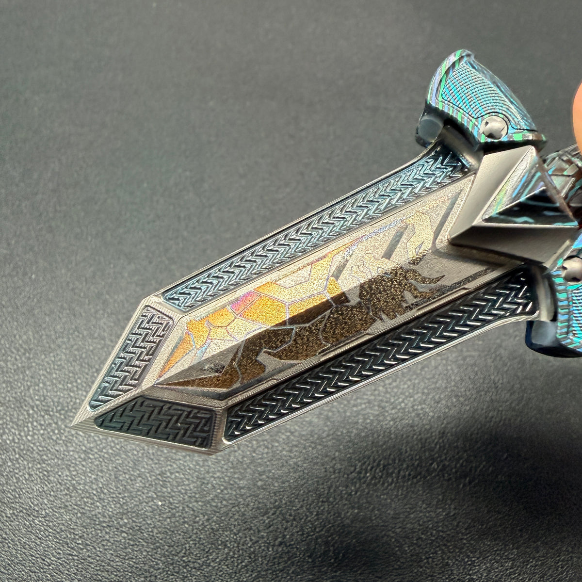 Ghost Lantern Lake Sword Zircuti