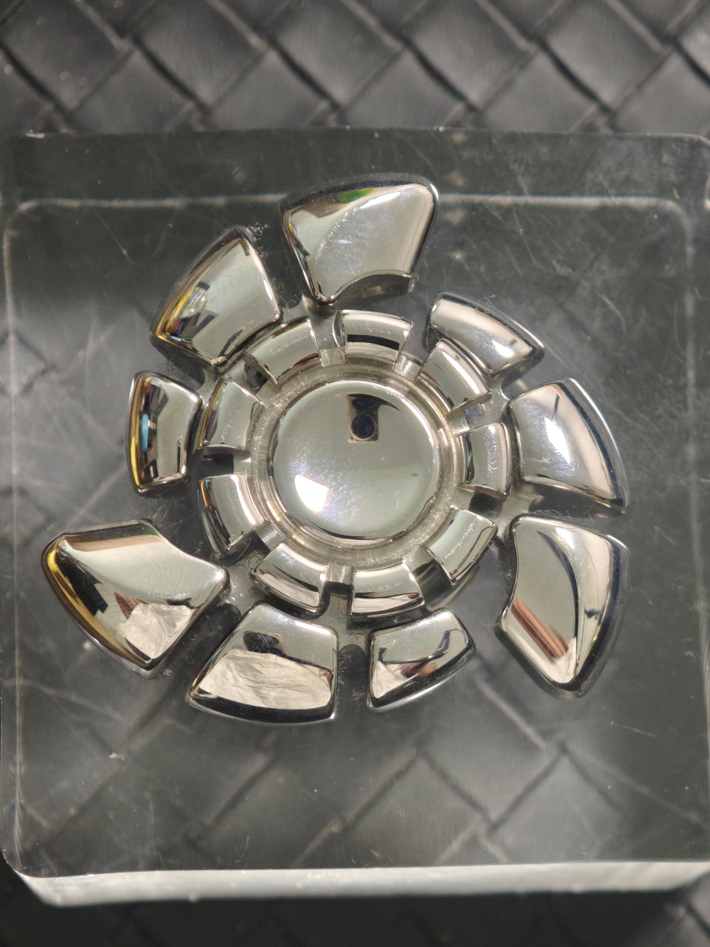 Nautilus Dragon Ridge Stainless Steel