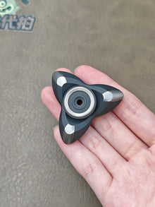 Ouroboros Zirconium Tungsten