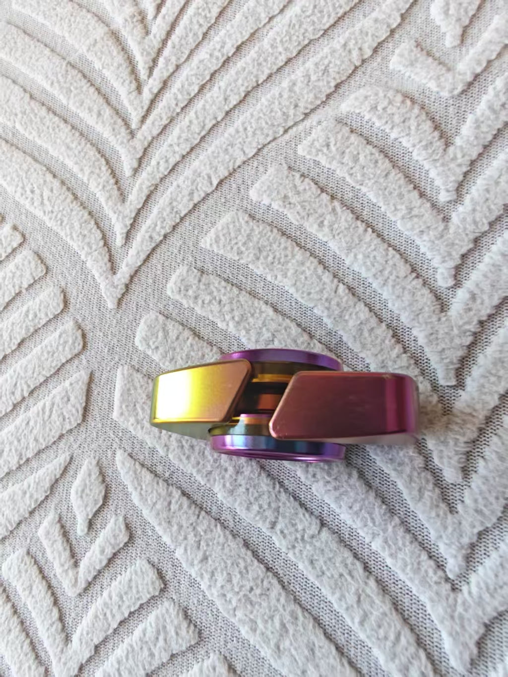Premium Exquisite Cloud Zirconium Oil Slick