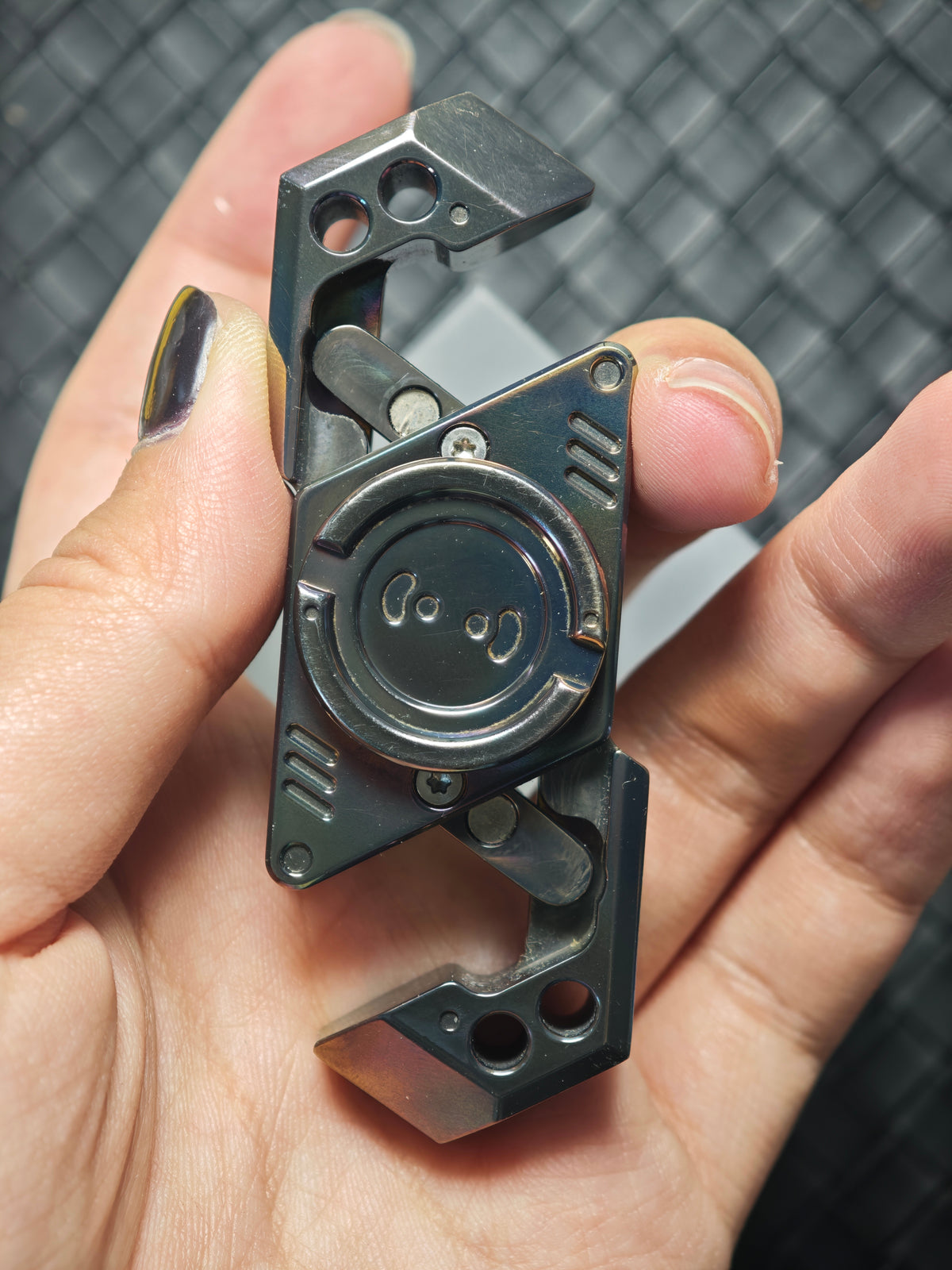 Jingzhe Zirconium Color-Anodized Polished