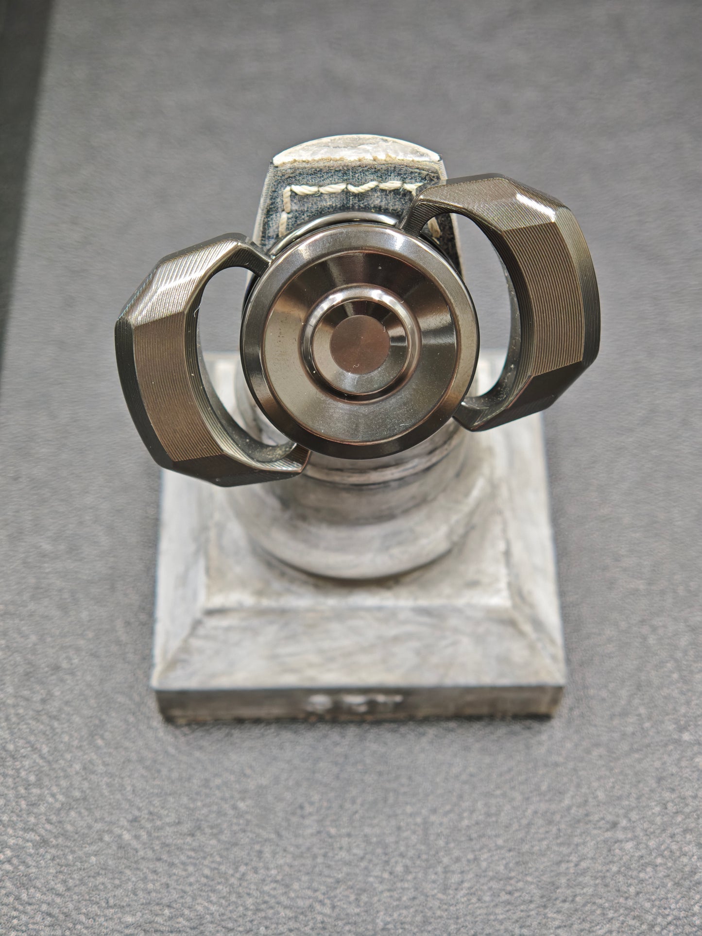 Whisper Duo Zirconium