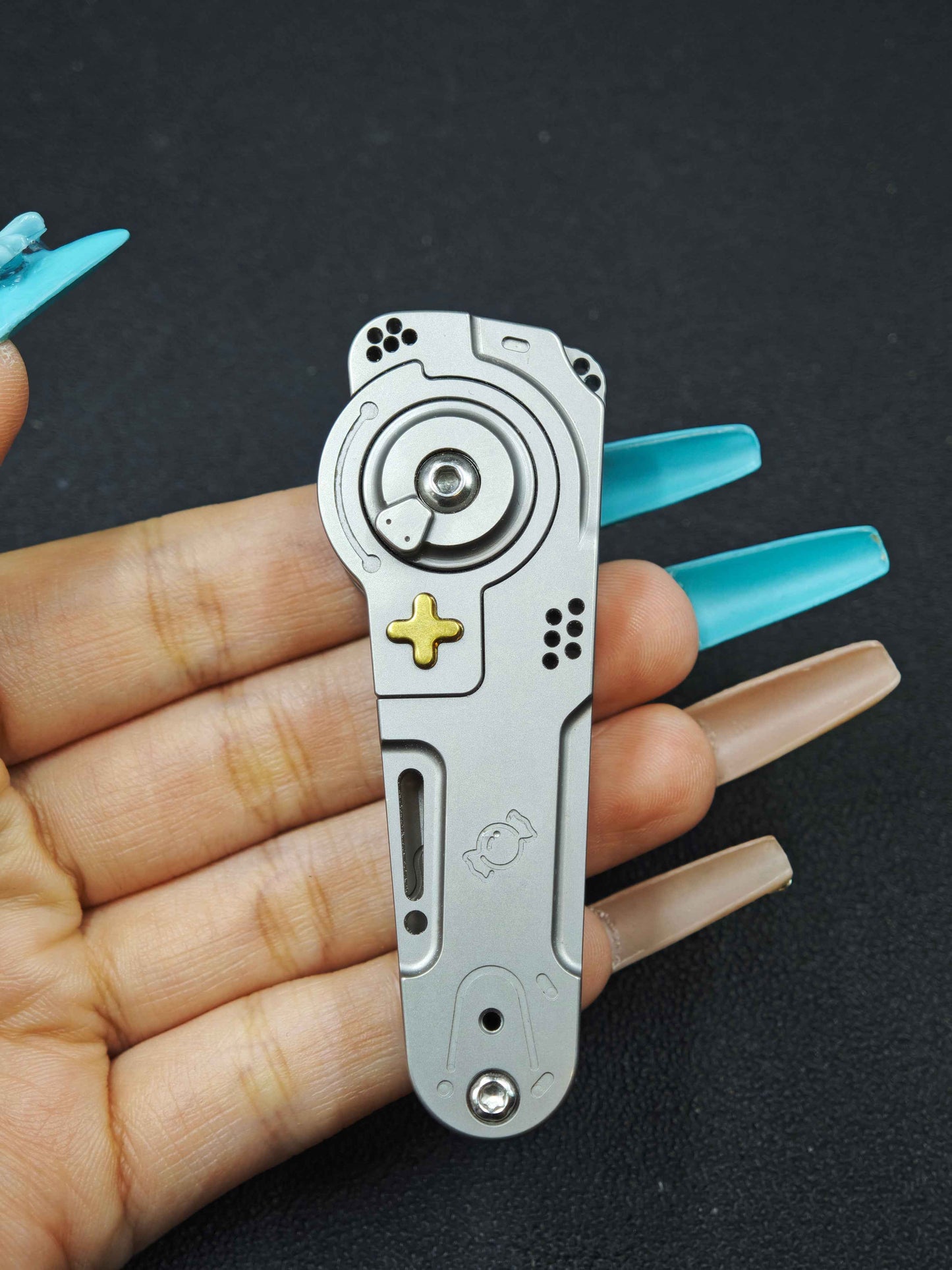 Dimension Slash Titanium