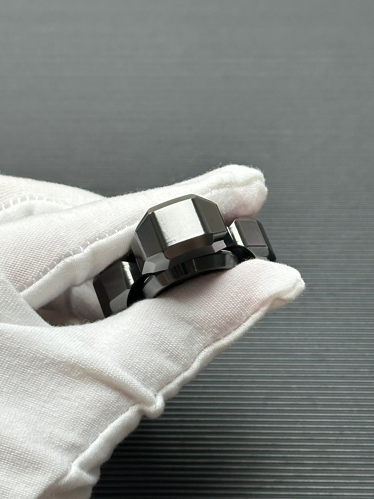 Whisper Duo Zirconium Polished