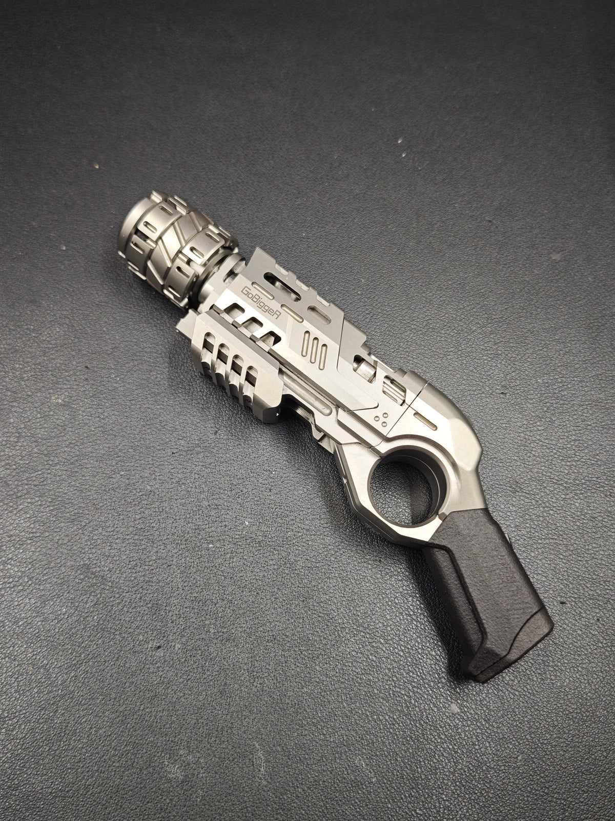 Punnk Titanium