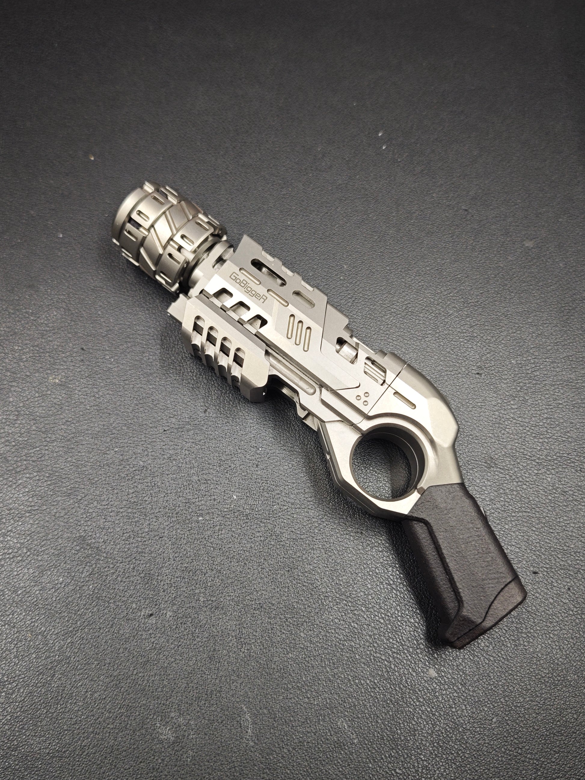 Punnk Titanium