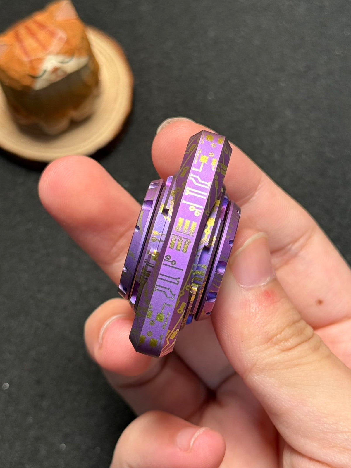 ROAR Titanium
