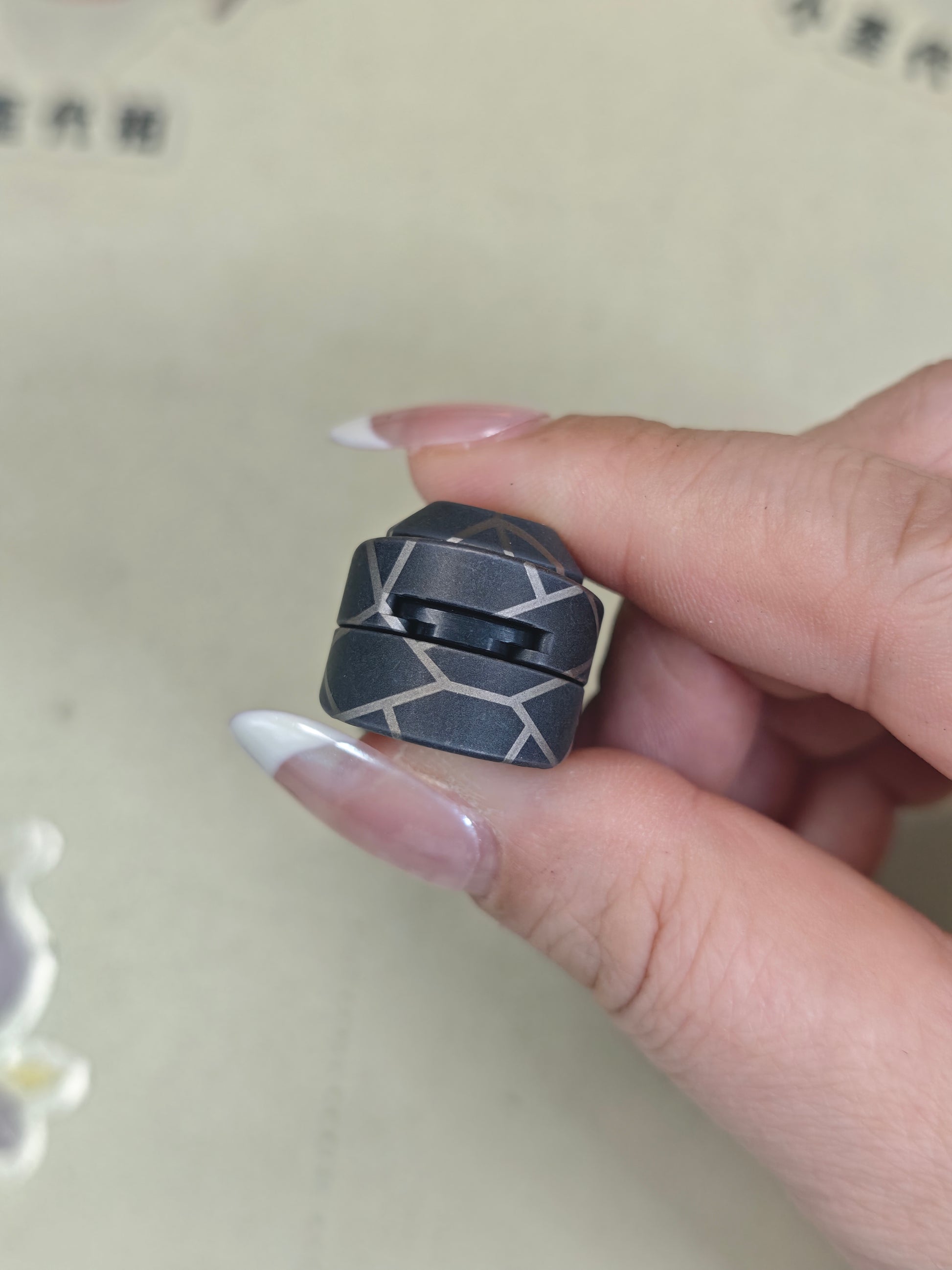Ruyi RS Titanium