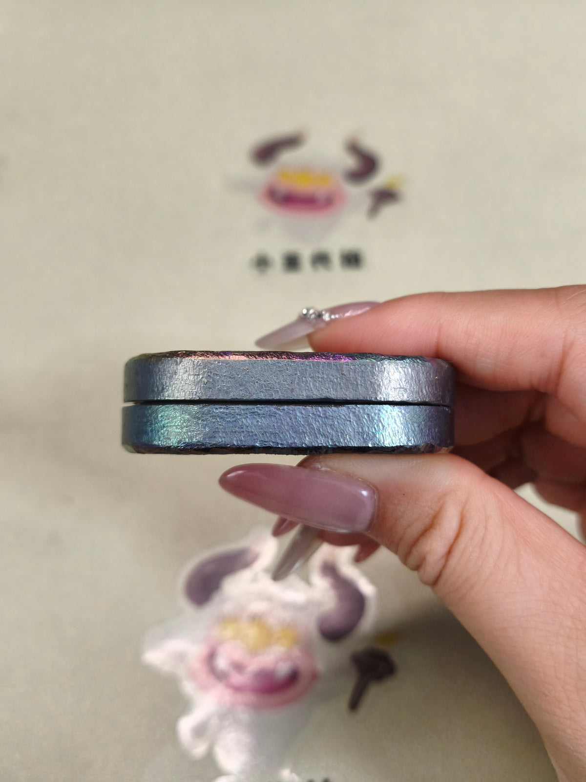 Greedy Cat Zirconium Stone Textured Oil Slick