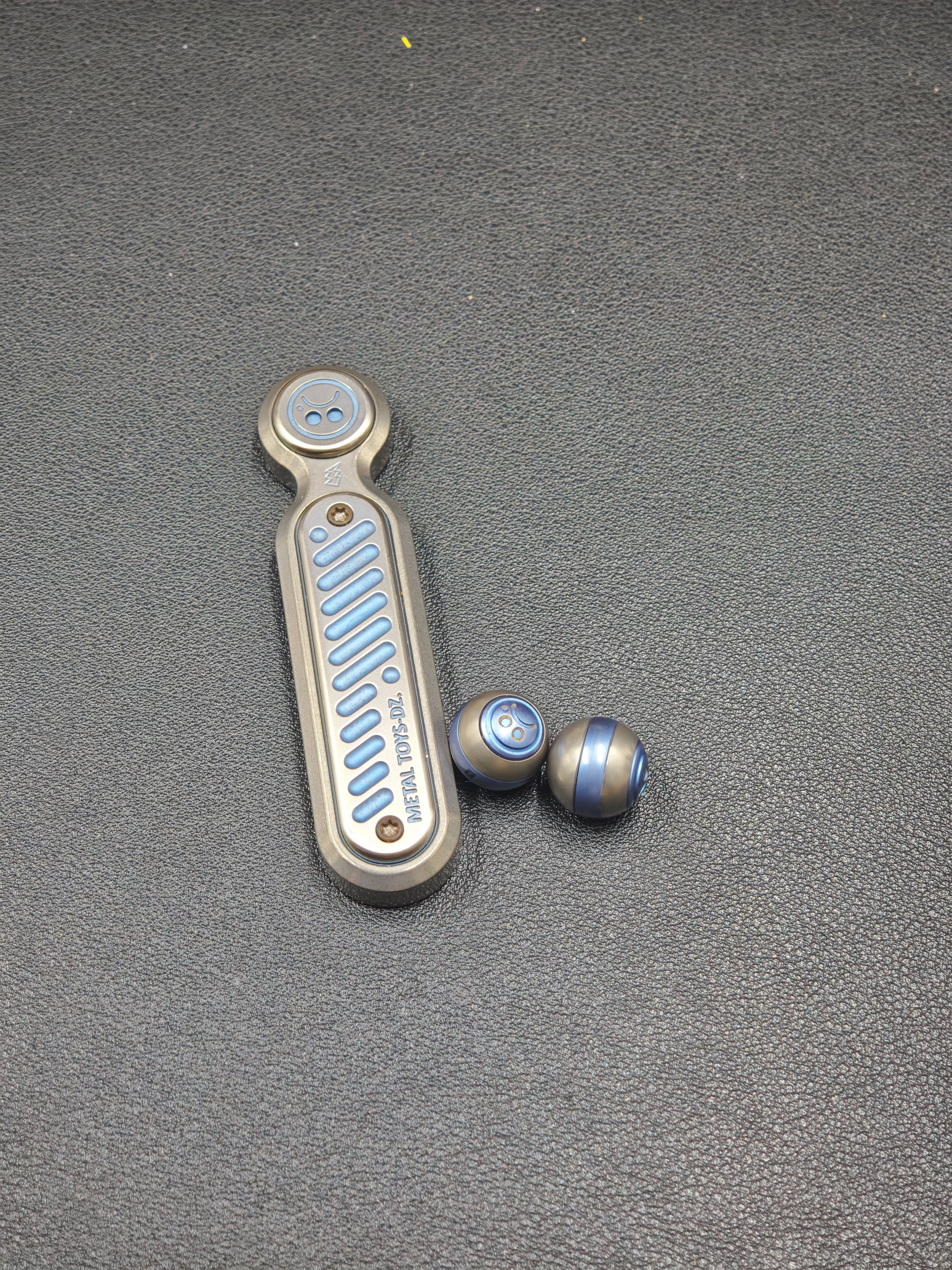 Cyber Ball Titanium