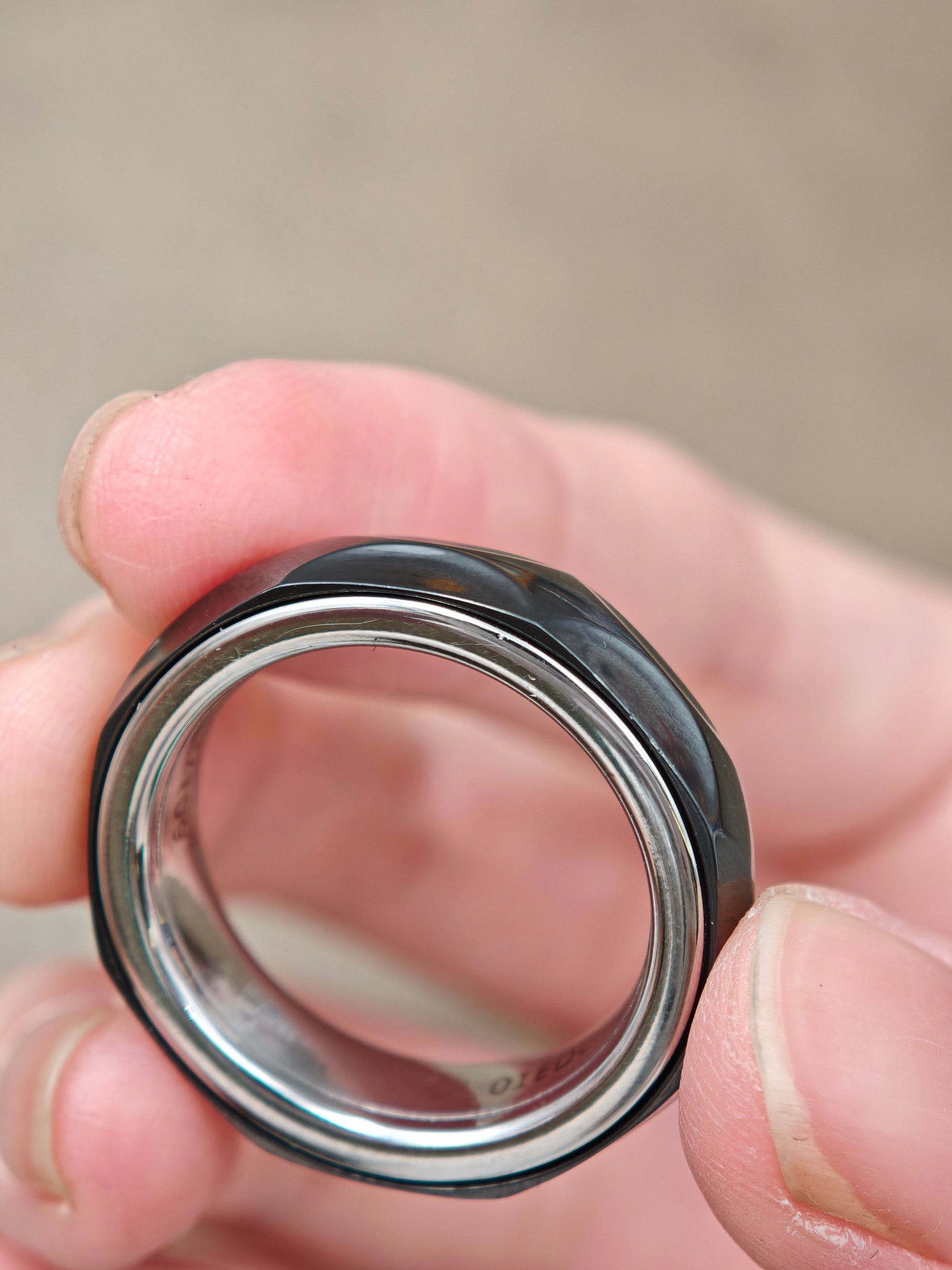 Star Spacetime Ring