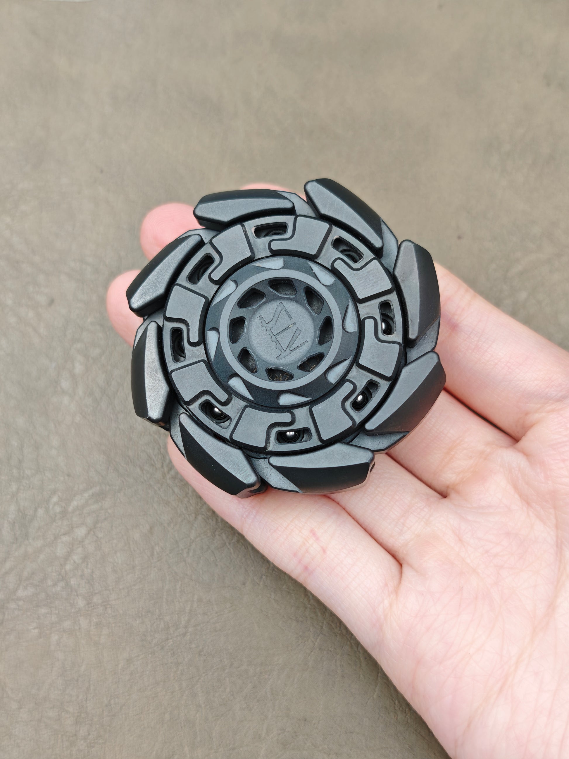 Eight Armor Initial Link Zirconium