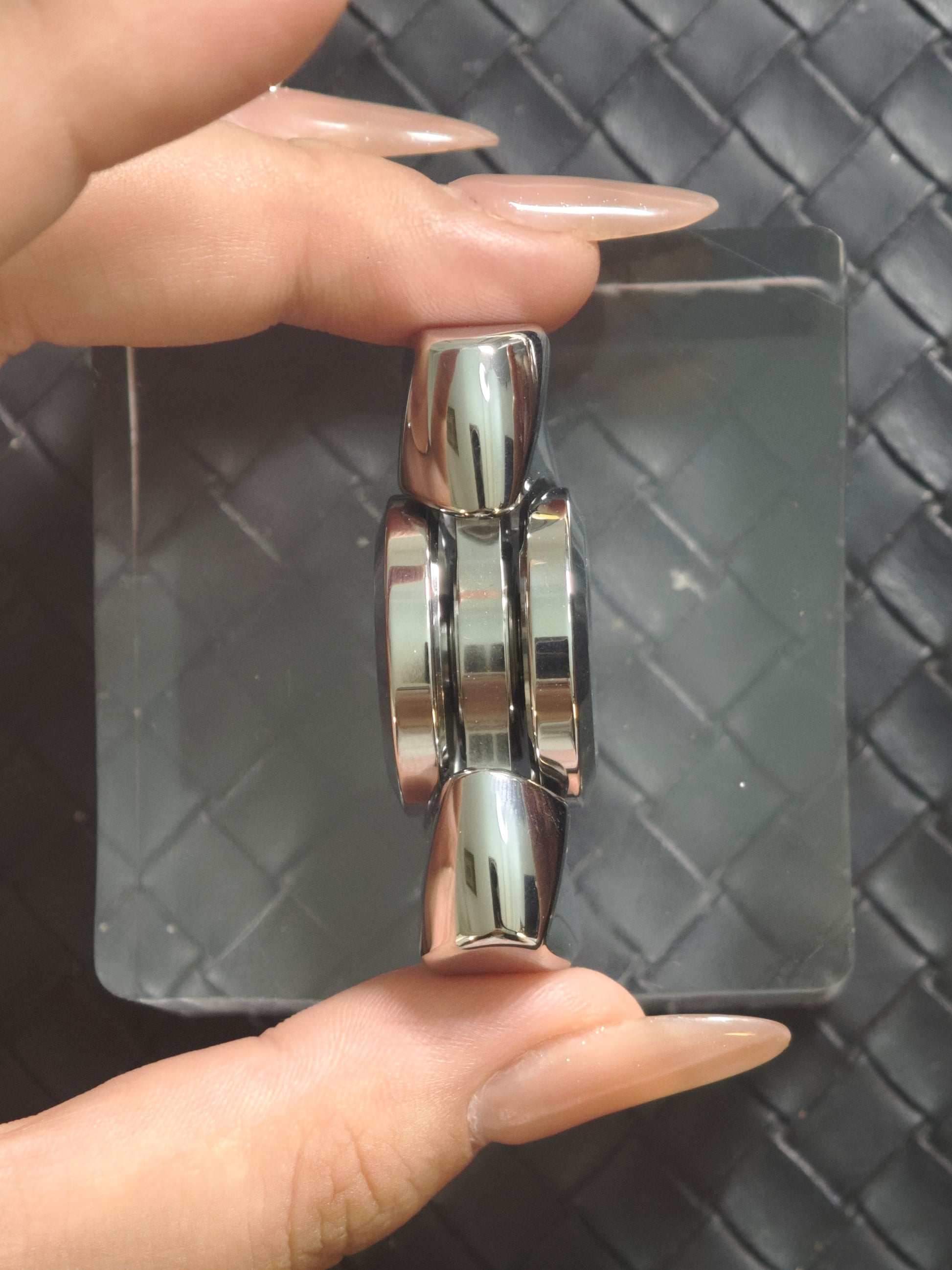Zhen Stainless Steel