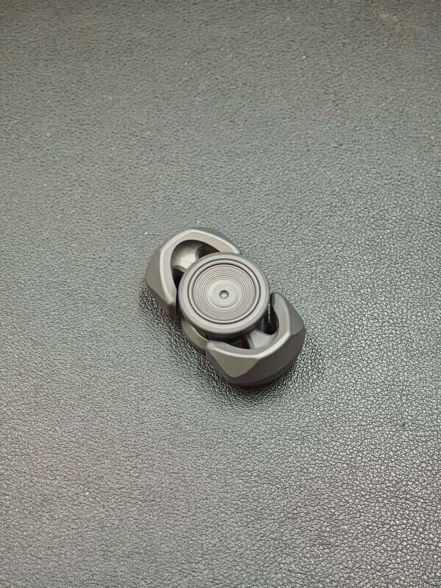 Libra Zirconium