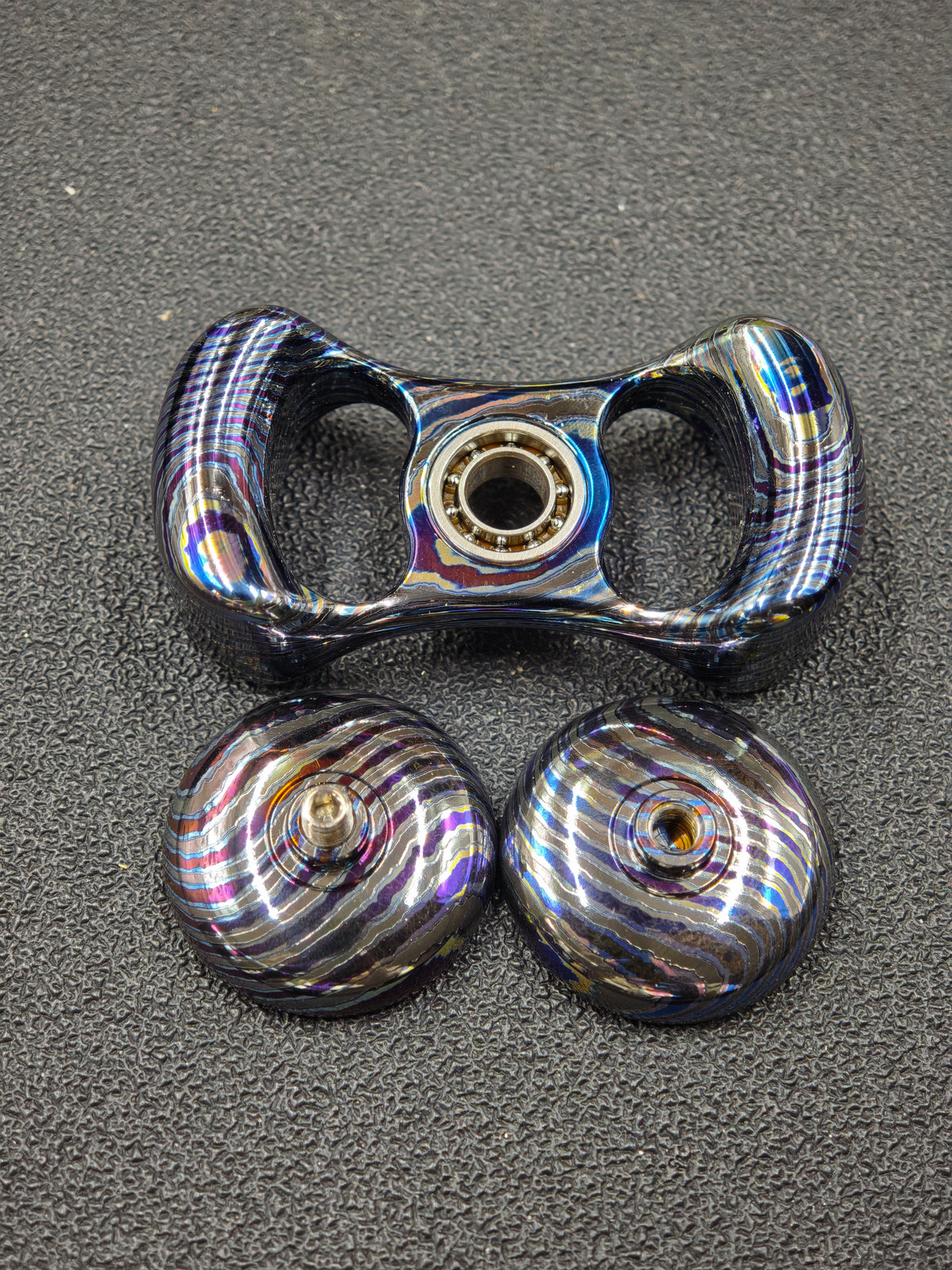 Two-Leaf Horizon Mega Zircuti Color-Anodized
