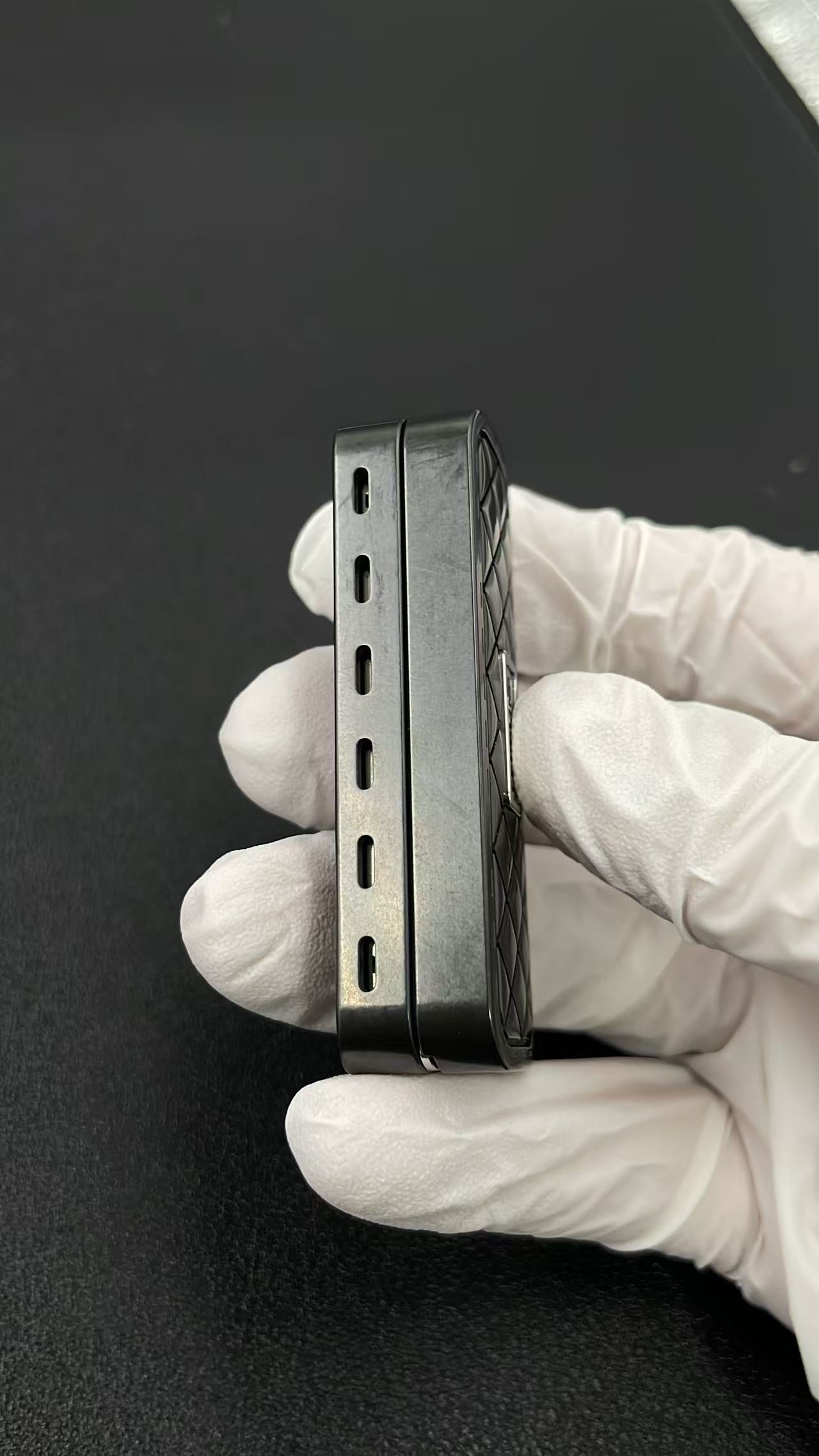 Feng Ling Zirconium