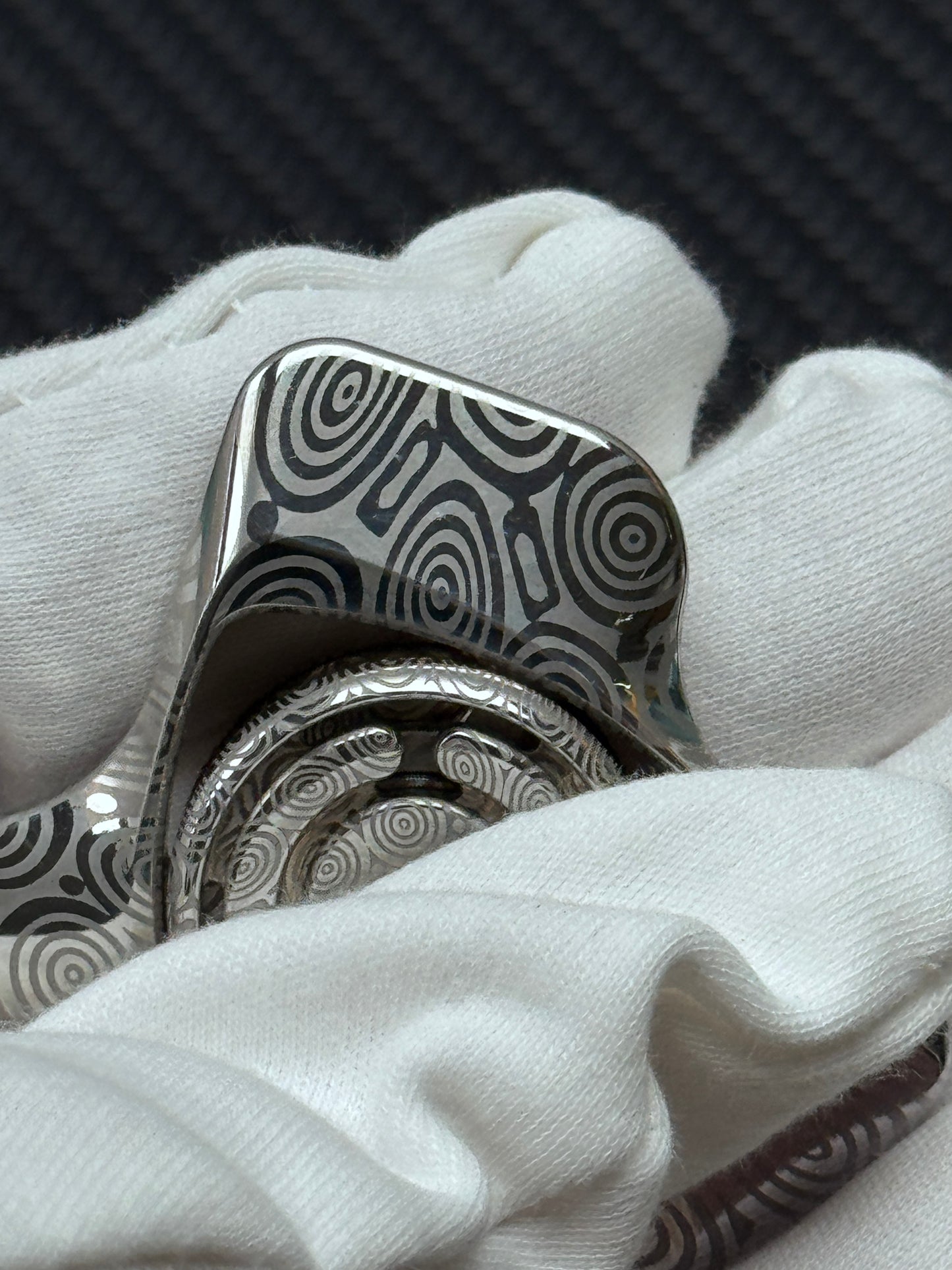 Phantom Dual Leaf Stainless Steel