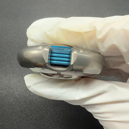 Resonance Titanium