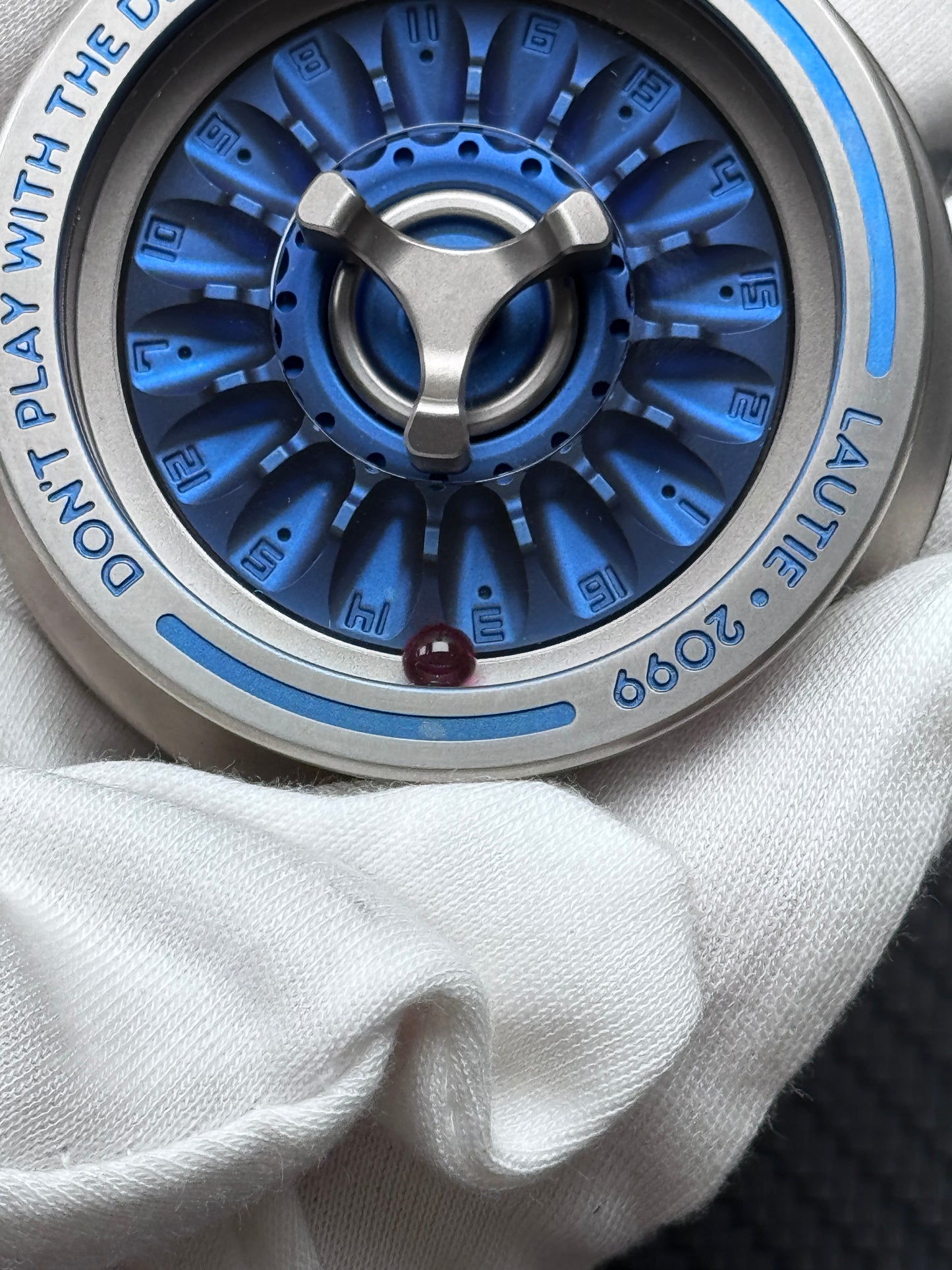 Carnival Roulette Titanium