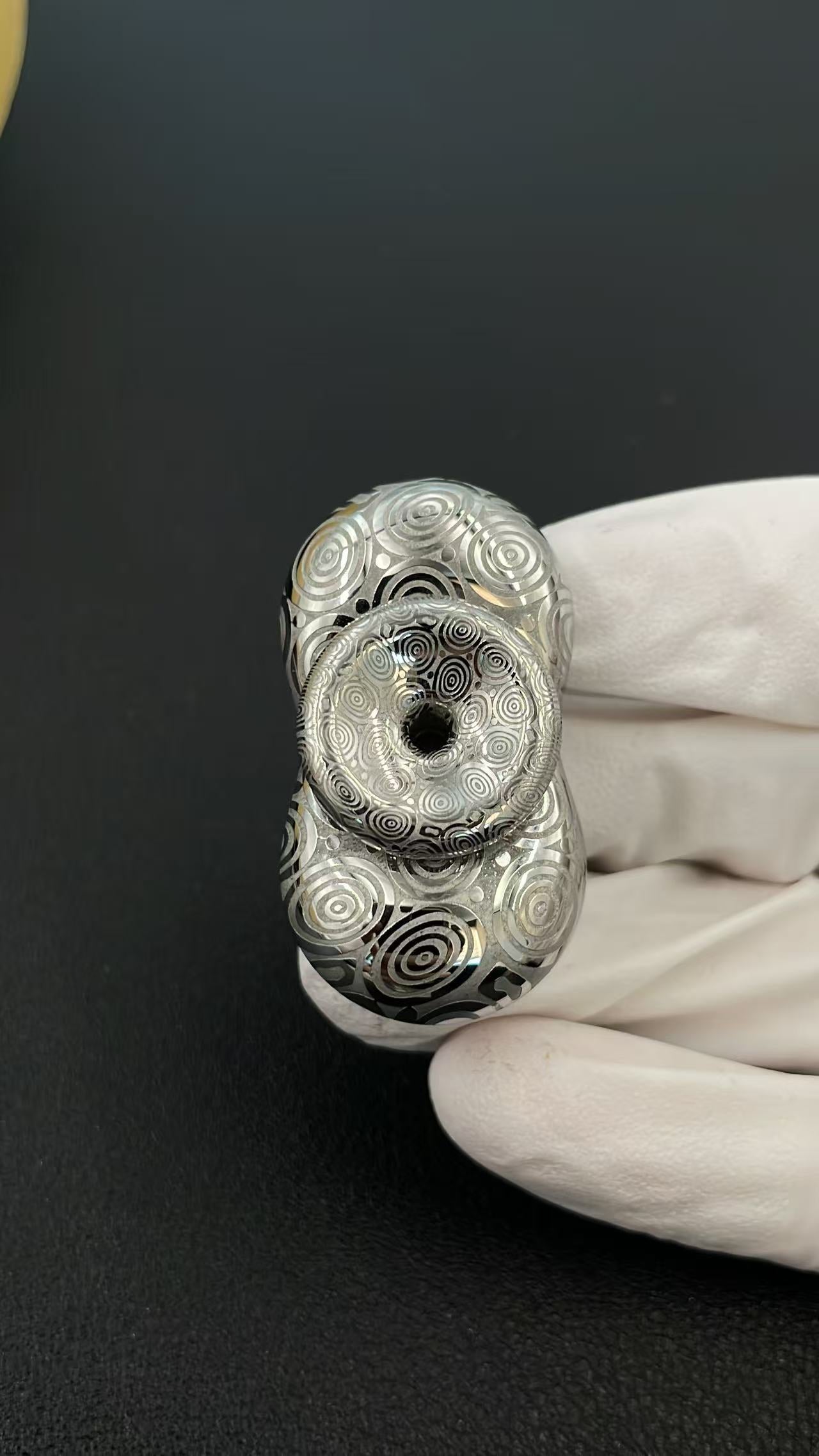 Two-Leaf Cell Damasteel