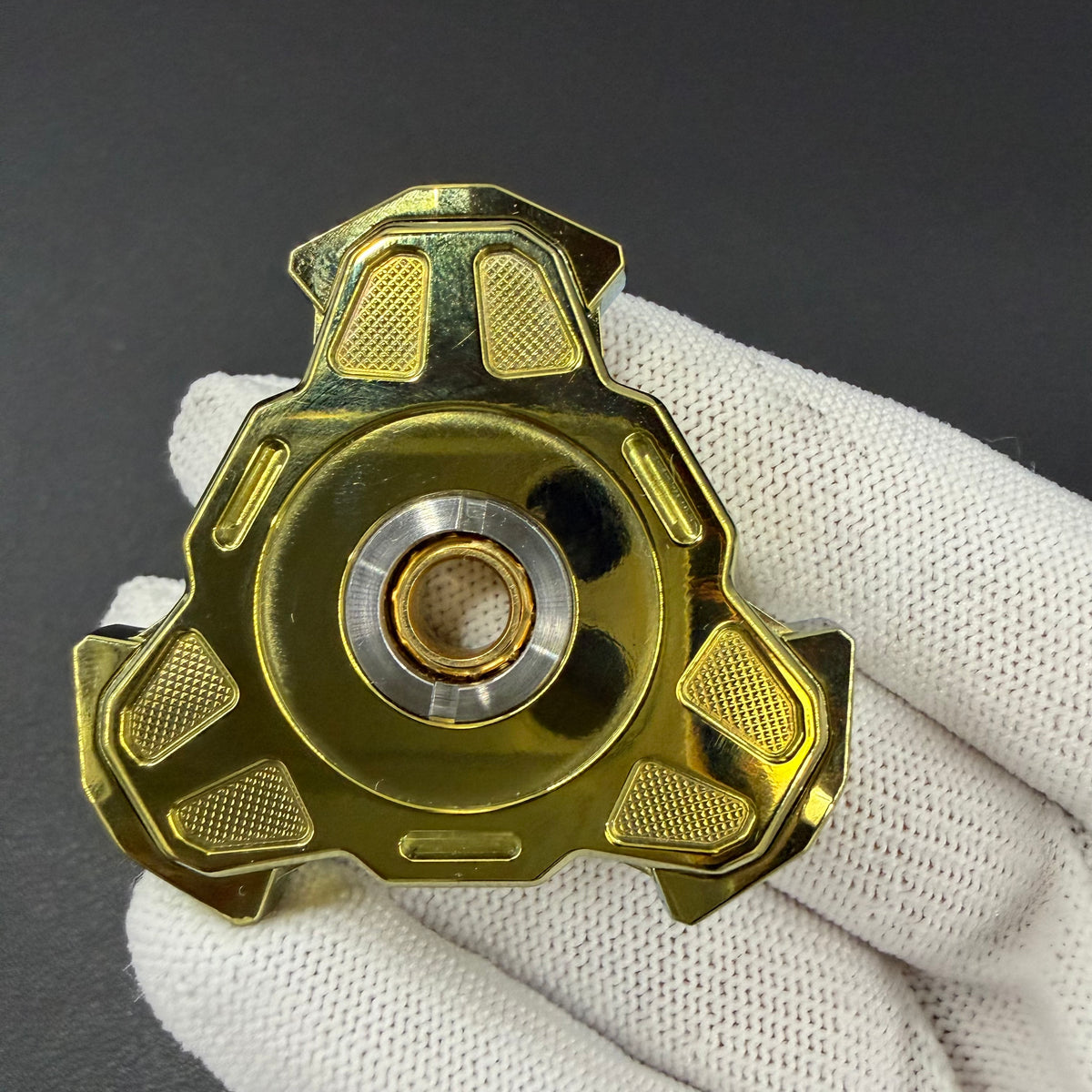 Triple Leaf Ignition Shell Opening Zirconium